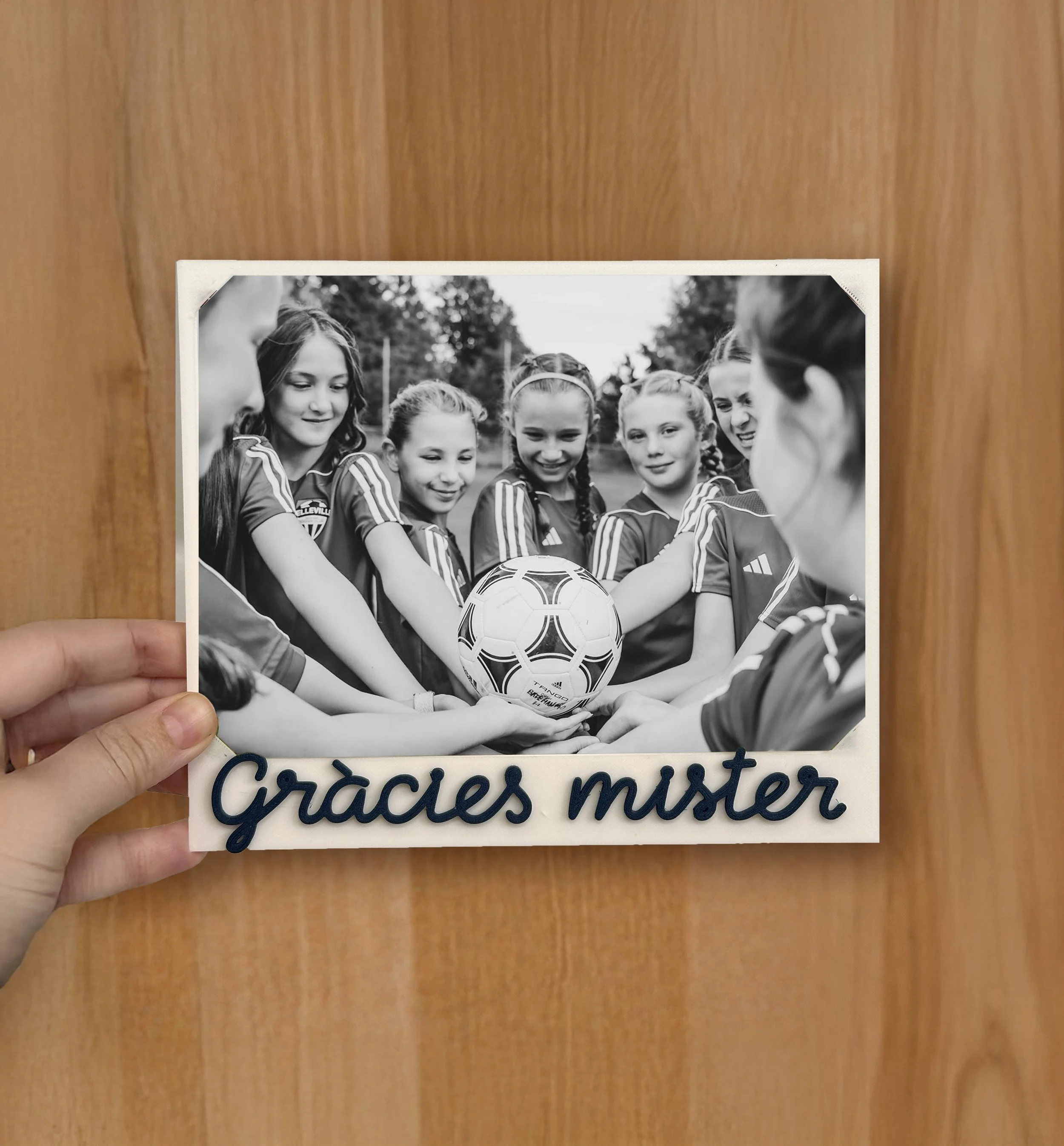 EQUIP-futbol-noies.jpg