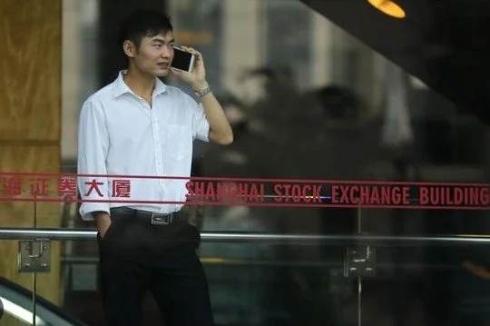 How will a weaker dollar impact China stock market? UBS weighs in