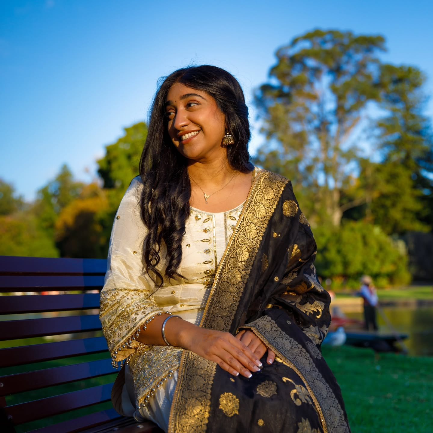 Charm in tradition.

Model @mehndi.by.neetu

#portrait #smilephotography #canonpicture #indiantraditionalwear&hearts;️