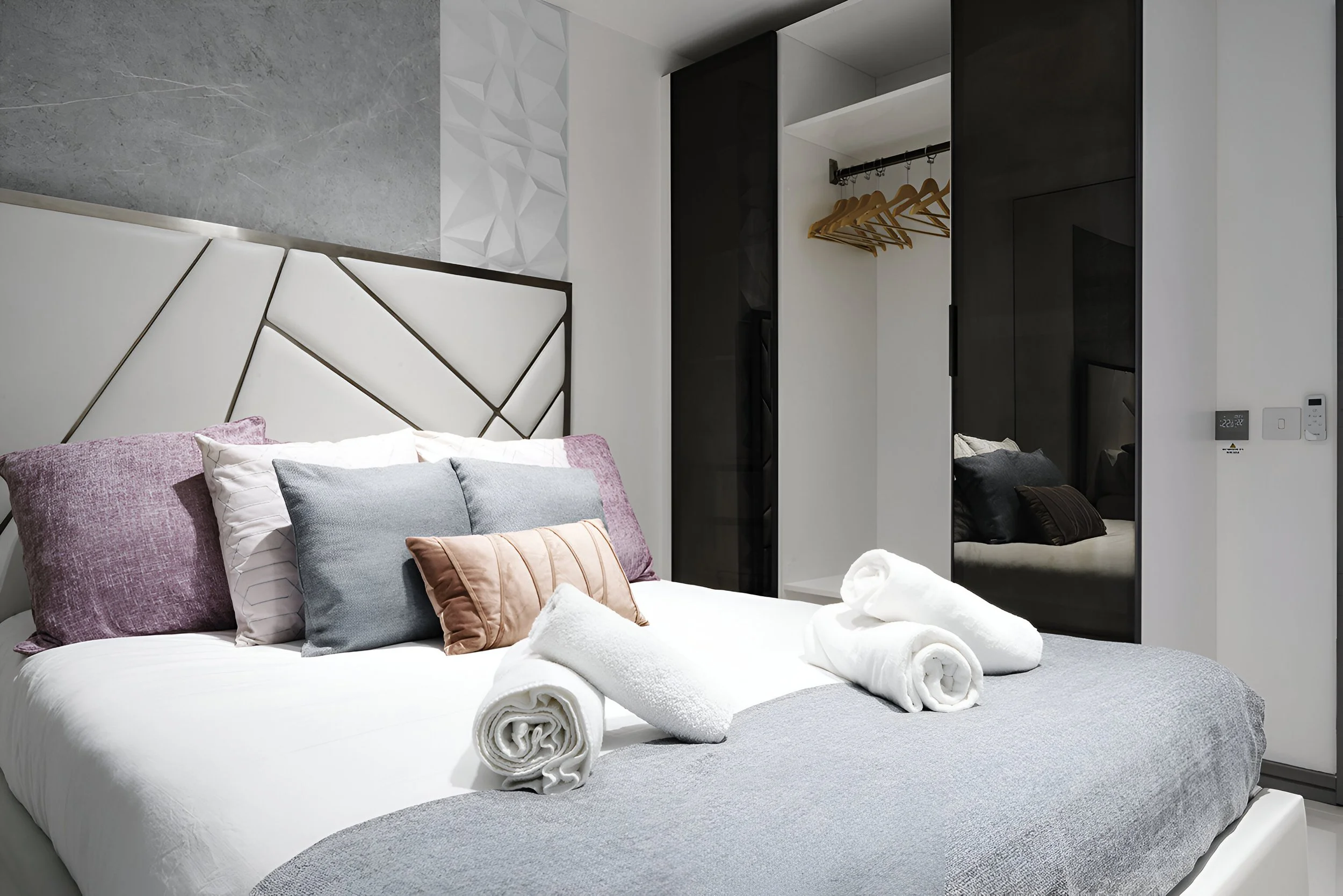 St Martins UrbanLifeRentals-29.jpg
