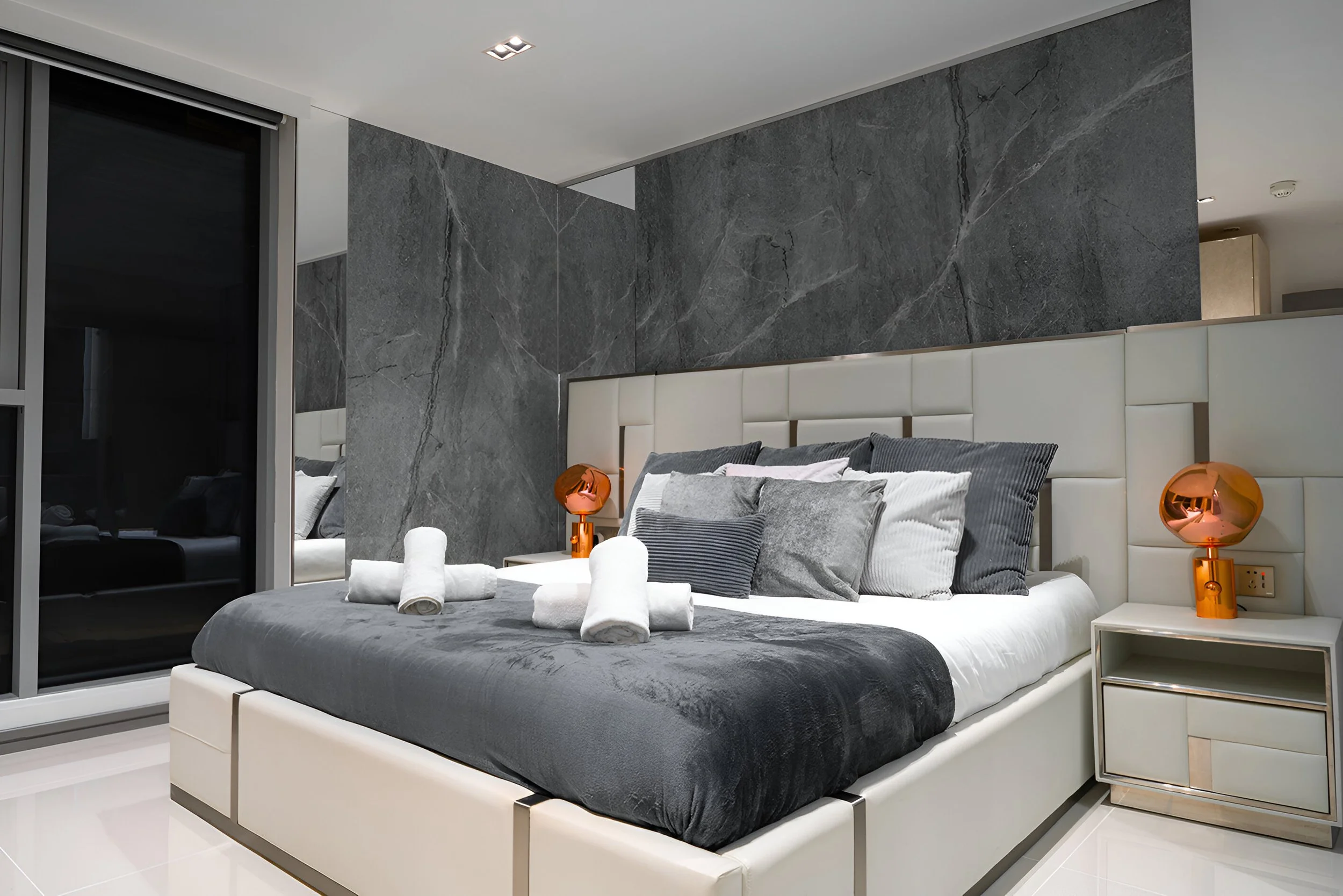 St Martins UrbanLifeRentals-23.jpg