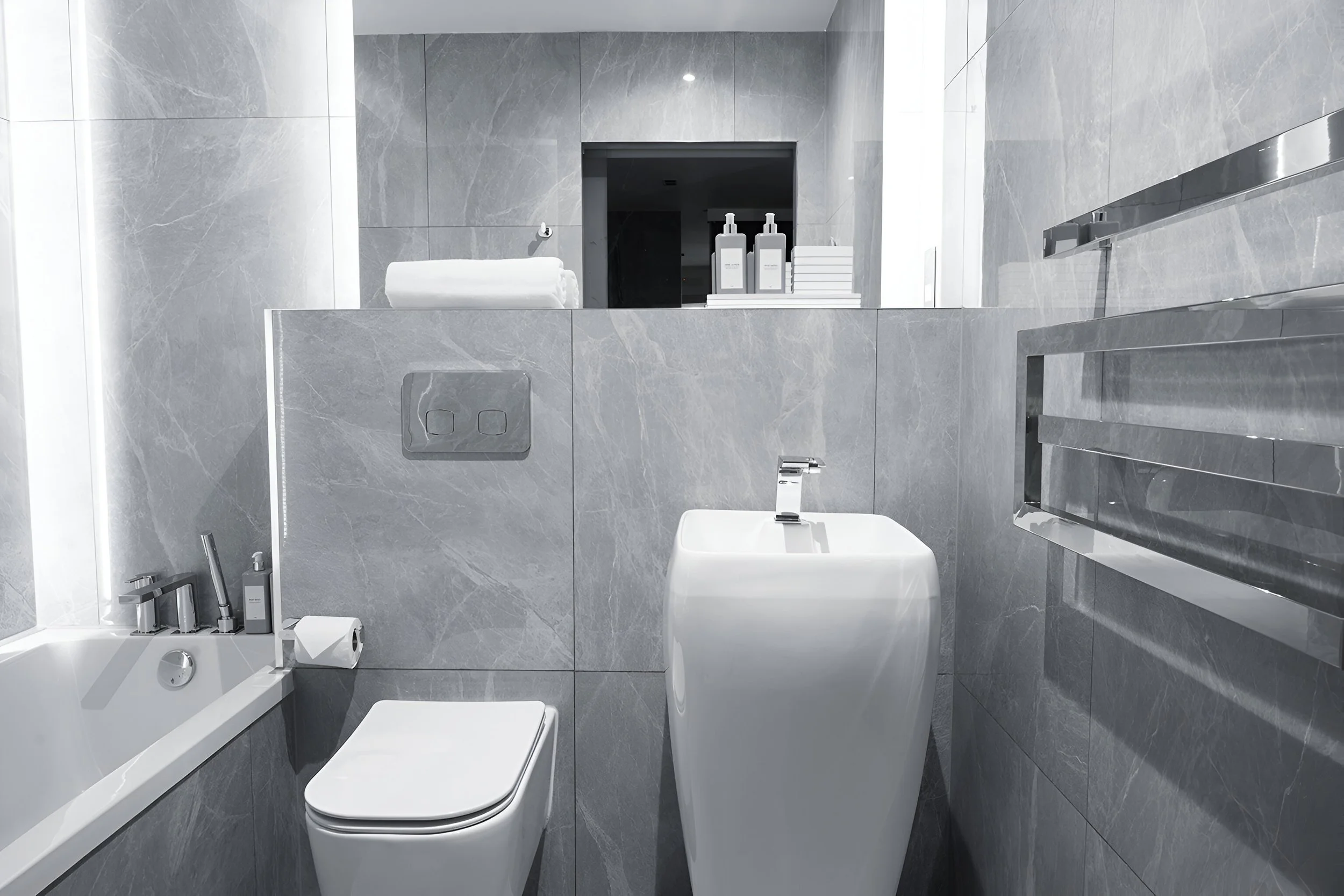 Urban Life Rentals St Martins Wide-3.jpg