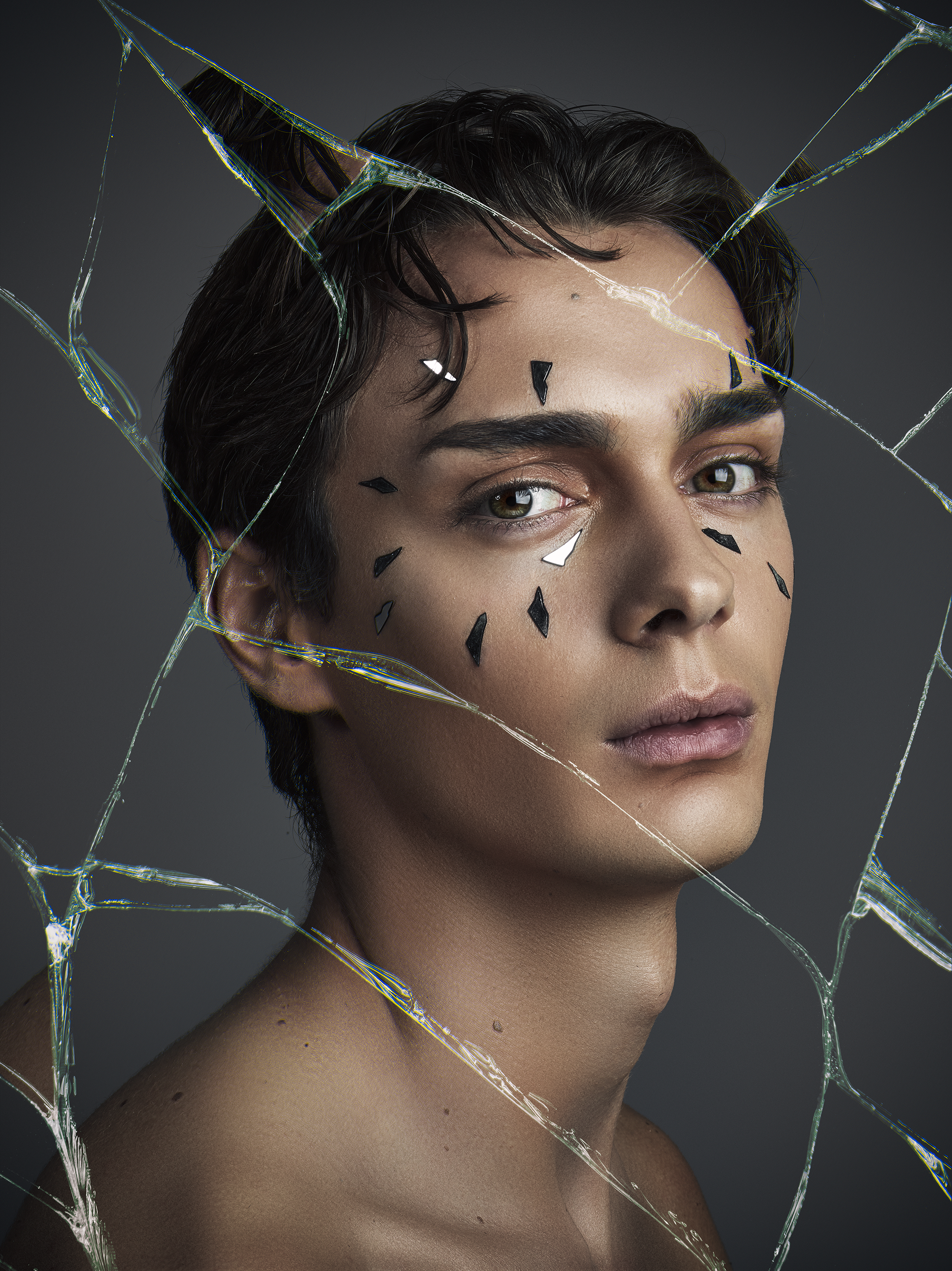 Face-Lace "Fractura"