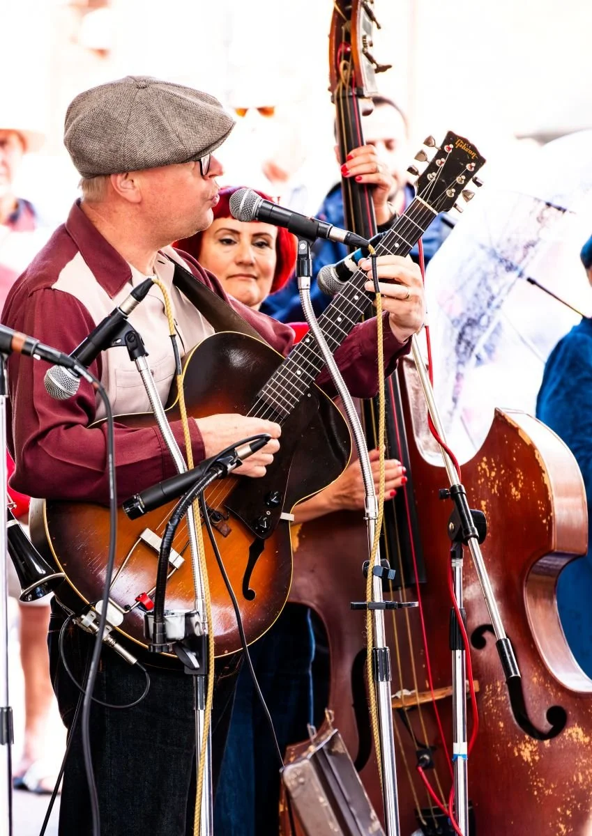 Jazz Guitar and Bass by Gwyn Lewis (14)