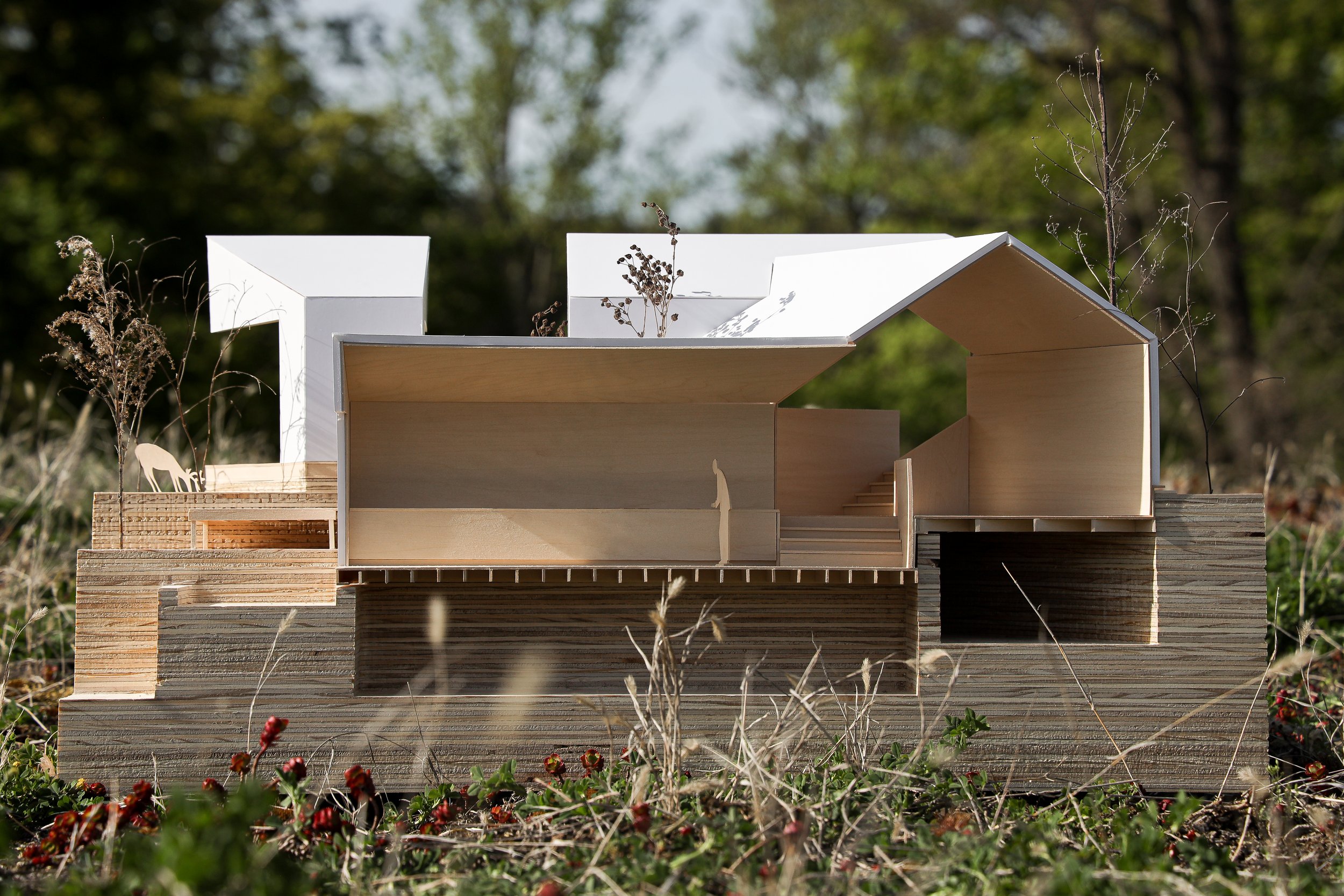 SECTIONAL MODEL, MING-HUEI FISHER