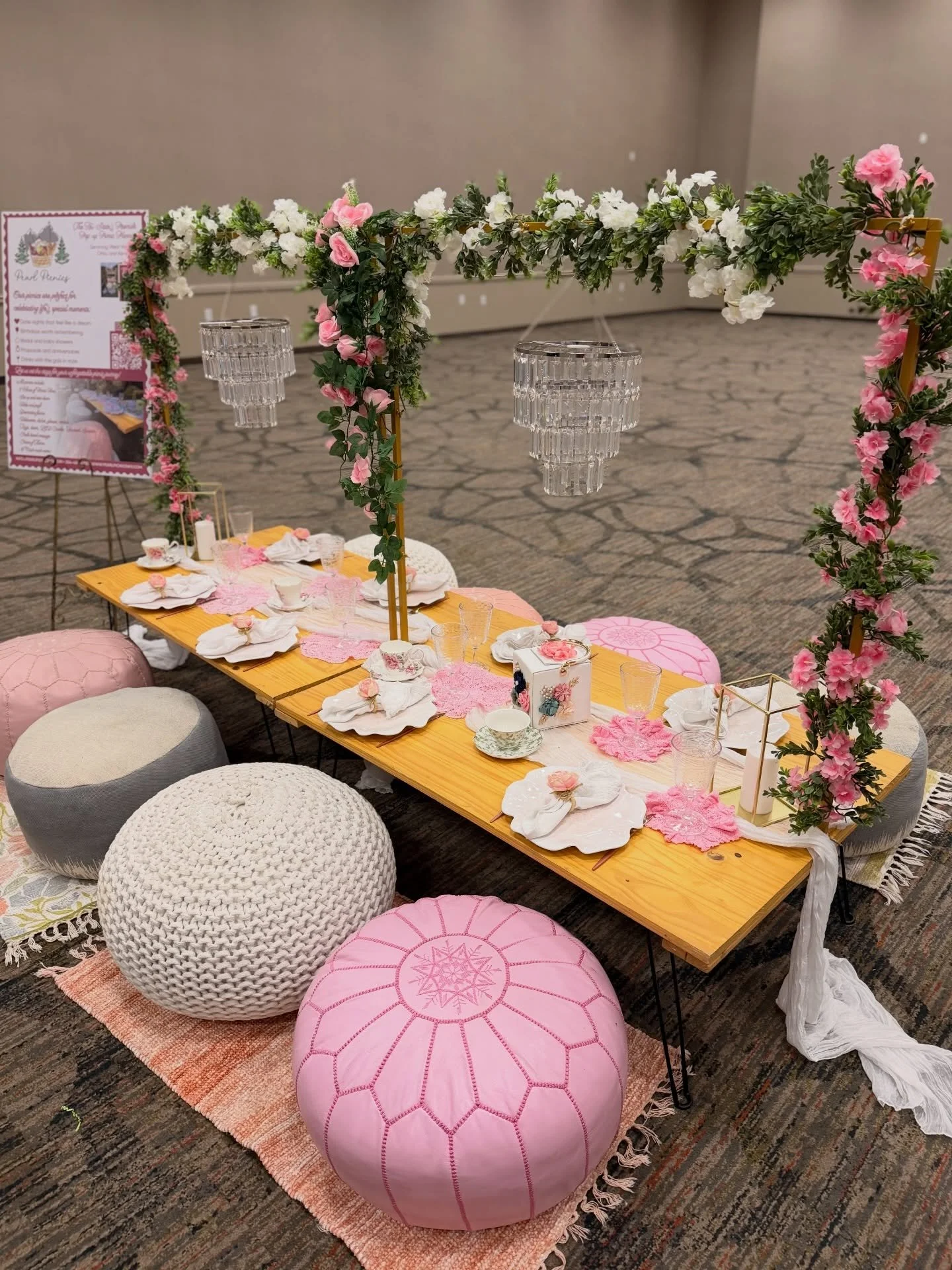 Come see us this Saturday for @littlevictoriesanimalrescue Spring Unleashed: Women&rsquo;s Brunch and Boutique at Doubletree in Huntington.

Every ticket purchased helps Little Victories continue providing individualized care, enrichment, and medical