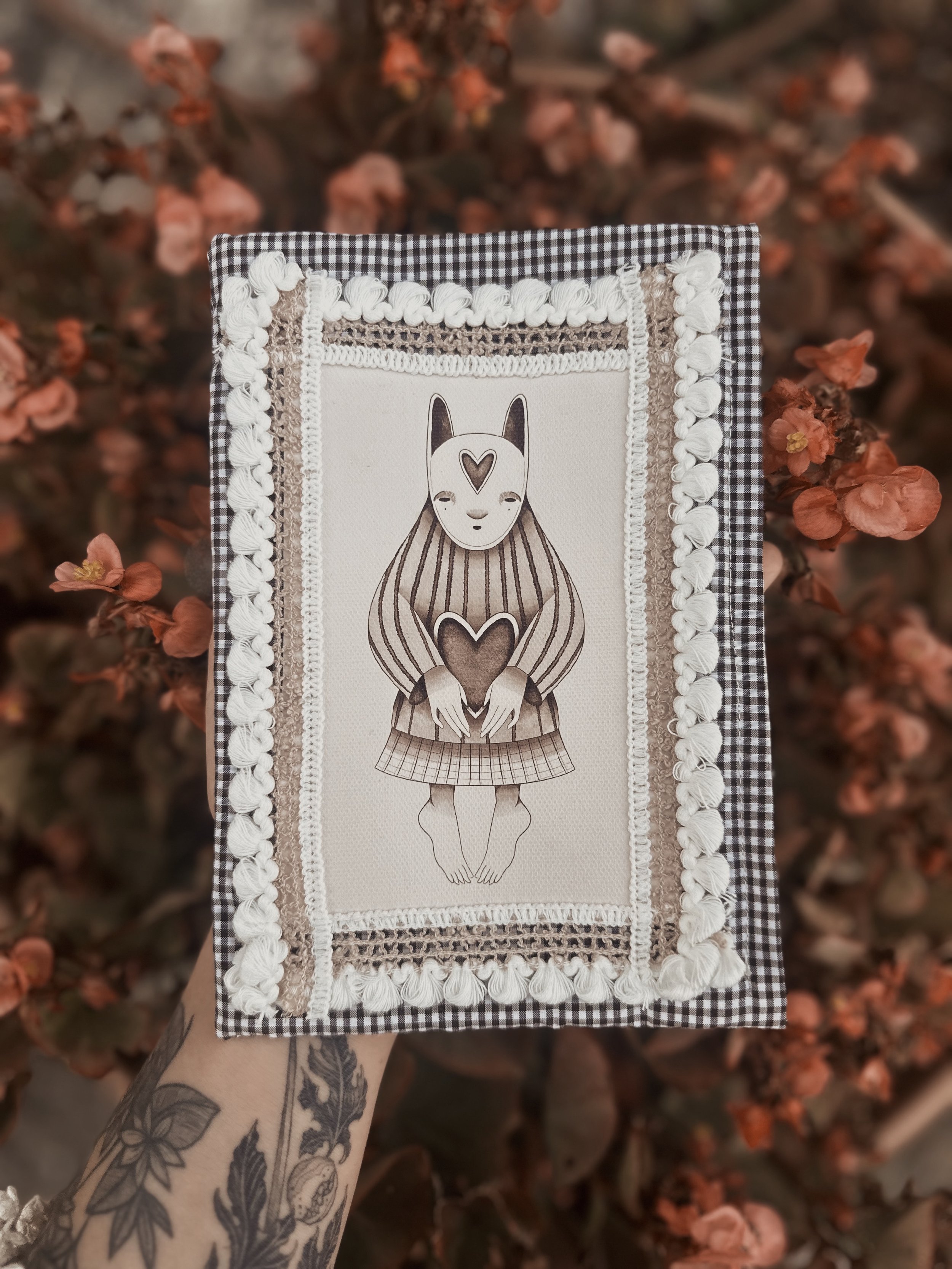 Phu In Love Frilly Little Bag