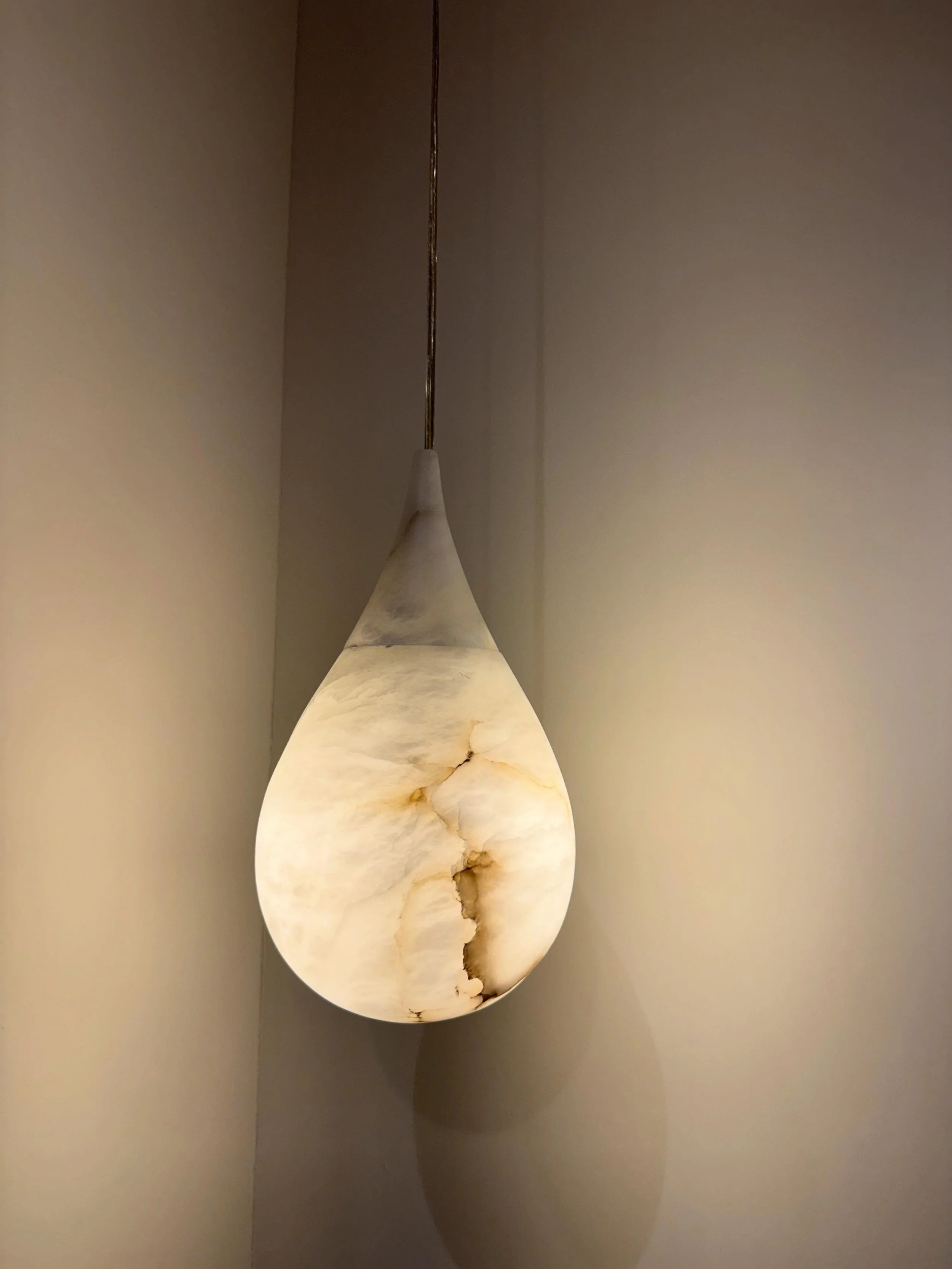 Pics from a successful showrooms visit for sconces💡

From this visit we ended up using the first two in a Midtown apartment that I am so excited to show you soon!
In order:
@hollyhuntdesign @palecekdesign @vaughandesigns @ochreochregallery

#nydesig
