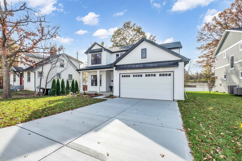 206 Midway Ave. - Front Exterior