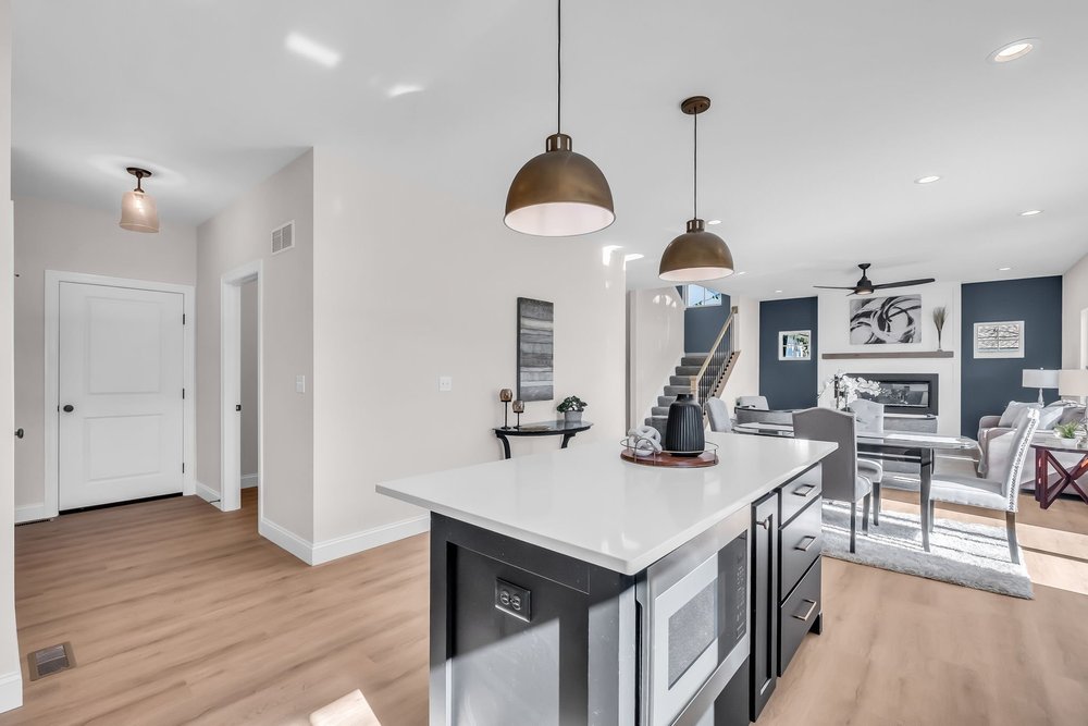 206 Midway Ave. - Kitchen