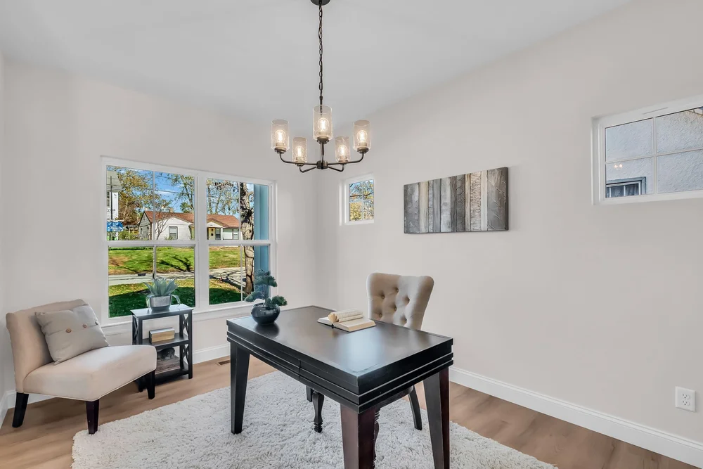 206 Midway Ave. - Office