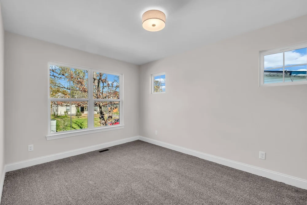 206 Midway Ave. - Bedroom