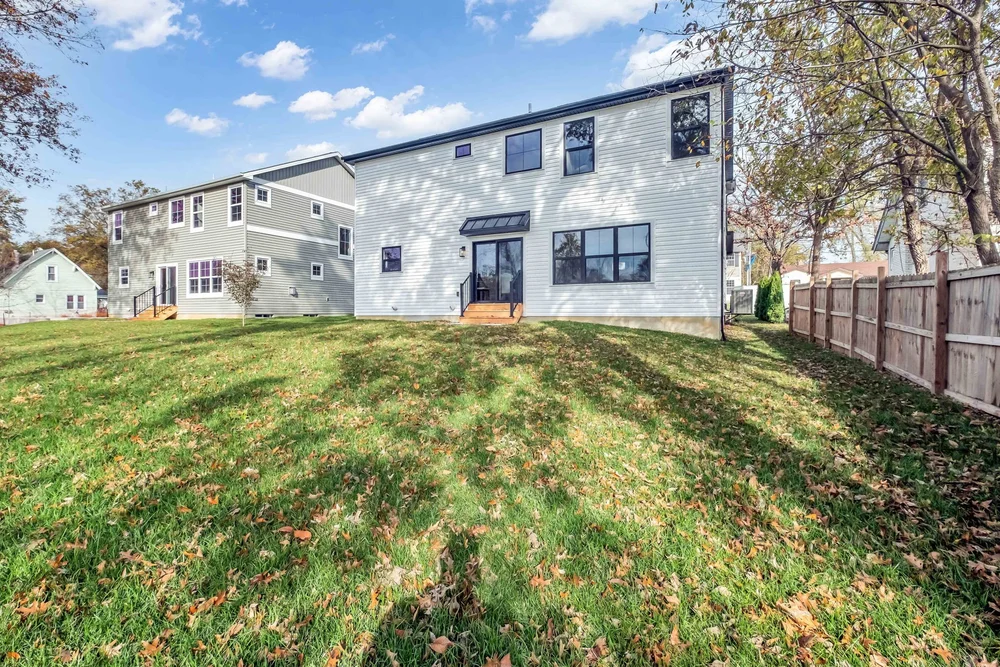 206 Midway Ave. - Backyard