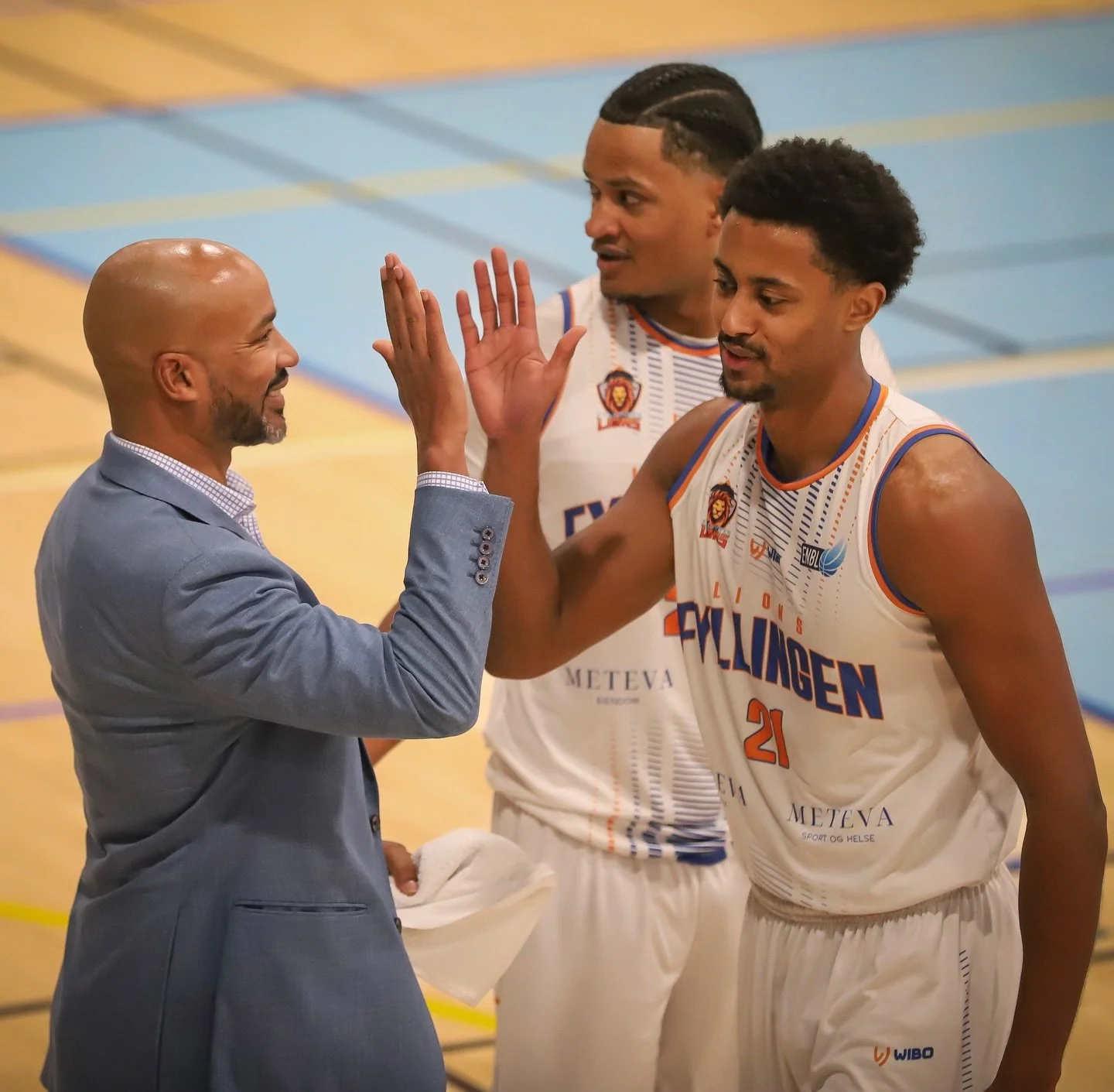 🦁🏀 @fyllingenlions gj&oslash;r seg klare for kamp mot @froyabasket onsdag 19. november kl. 19.00 i Fyllingsdalen idrettshall! 

📷 @spurkeland_foto med bilder fra Fyllingen-Gimle 14 november. 

#fyllingenlions #norskbasket #blno