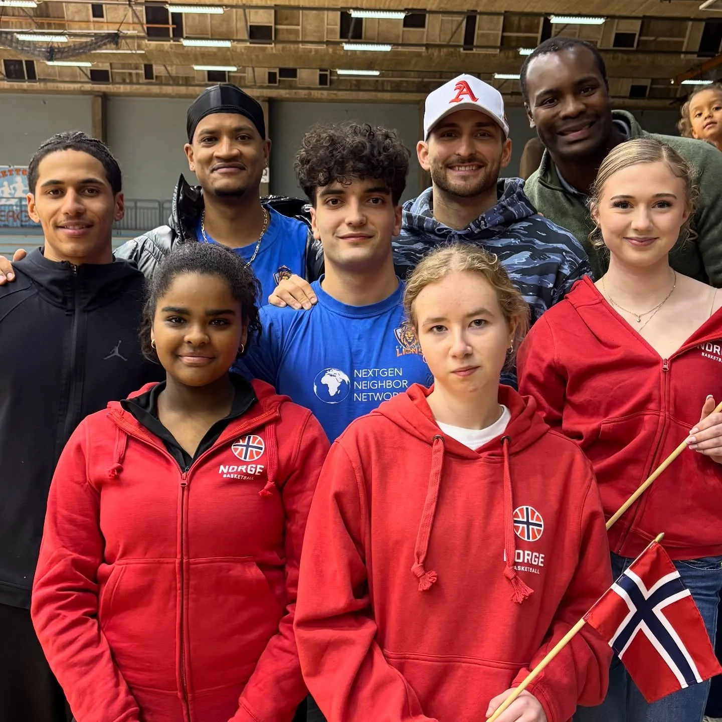 Storkoser oss p&aring; EM-kvalikamp med kvinnelandslaget - heia Norge 🇳🇴🇳🇴🙌

@teamnorwaybasketball #nbbf #fiba #ulriken #fyllingenlions @basketnorge @ulrikenblno #norskbasket