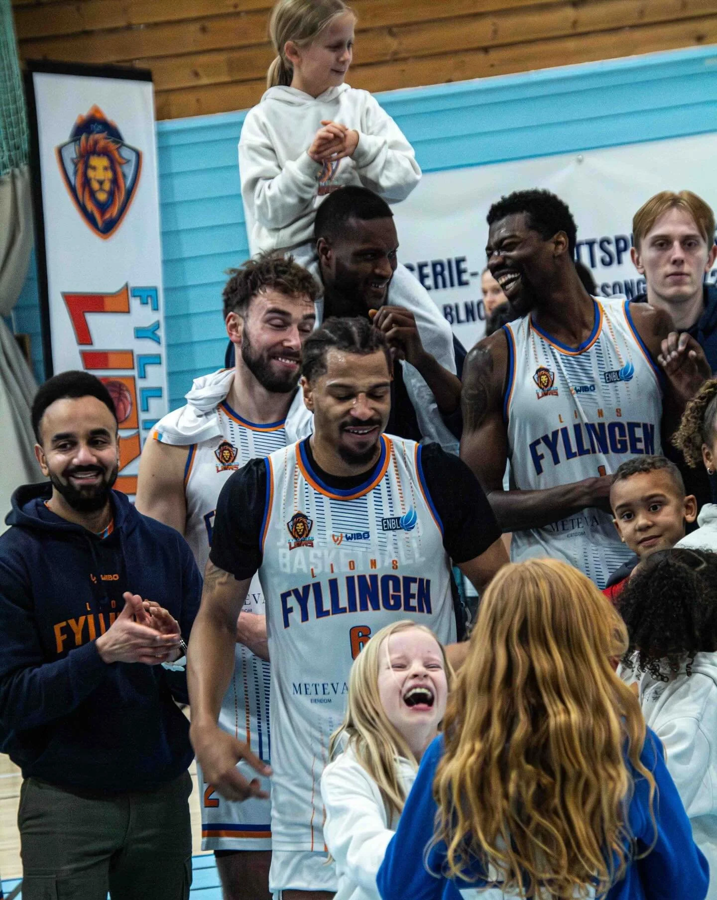 🔥 BLNO-seier 13. desember: Hallen kokte, smilene og latteren satt lett, Lions leverte og publikum og ordf&oslash;reren @marit_warncke_ storkoste seg gjennom hele kampen da Fyllingen vant etter en spennende kamp mot @centrumtigers🙌

Takk for bildene