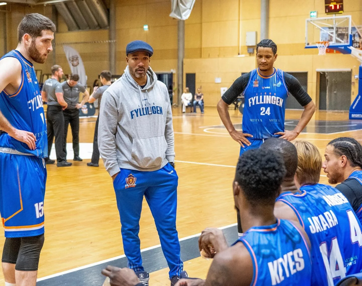 &Aring;rets f&oslash;rste Lions-seier ✅🙌. Takk for kampen @nidarosjets, og takk for bildene @larskaug! 

#fyllingenlions #blno