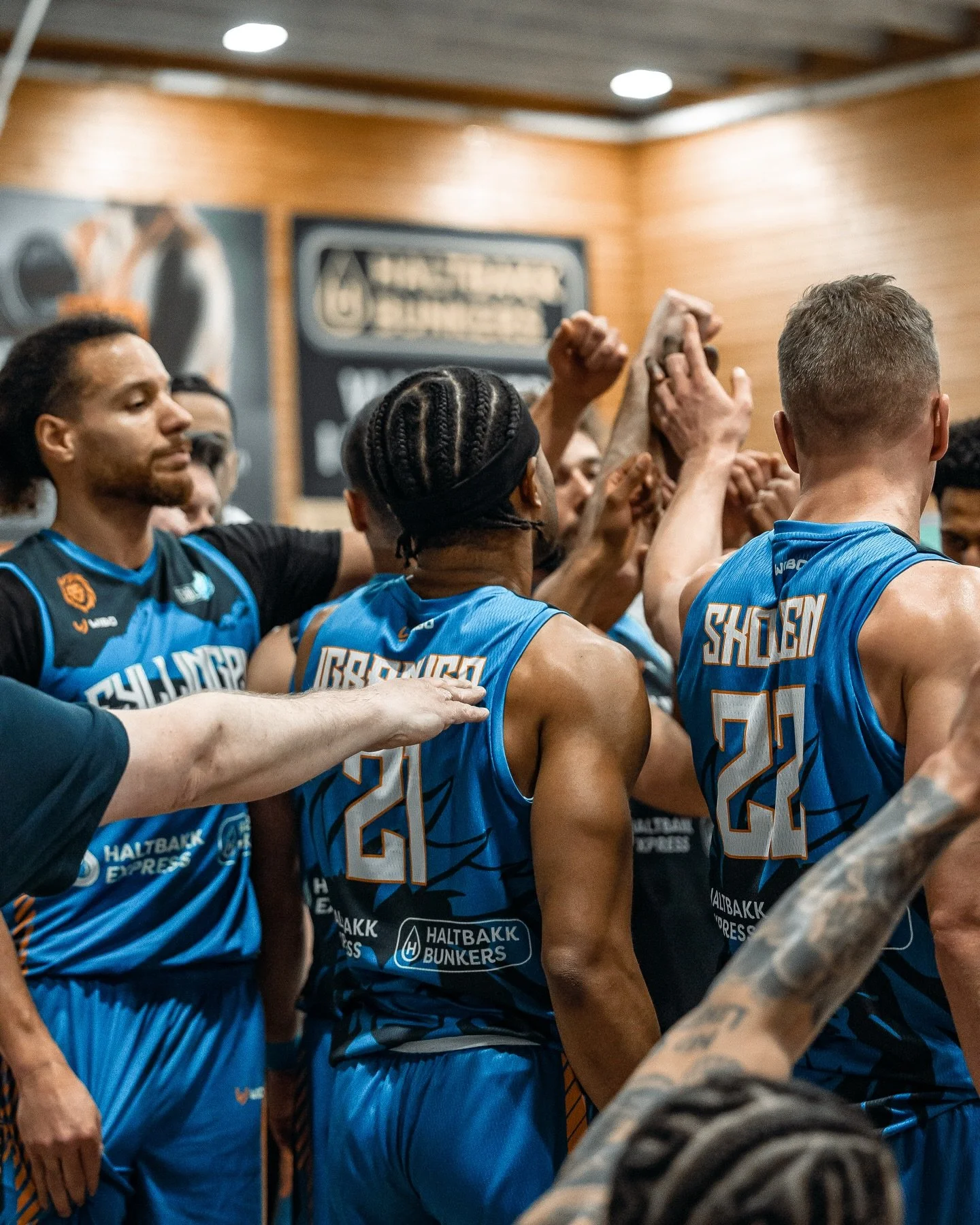 Fyllingen til finale etter thriller i semifinalen 🔥

Fyllingen Lions leverte varene i tredje semifinale mot Centrum Tigers og sikret finaleplass med en dramatisk 94&ndash;90-seier hjemme i kveld.

Hjemmelaget tok tidlig kontroll og ledet gjennom hel
