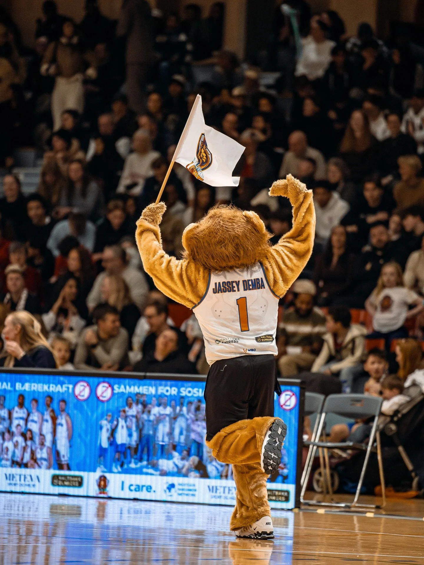 16. april m&oslash;ter vi Gimle i Haukelandshallen til 1. finale i BLNO. Dette blir et oppgj&oslash;r mellom to sterke rivaler p&aring; hjemmebane, og vi inviterer Bergen by p&aring; en elektrisk finale! Kommer du p&aring; kamp?