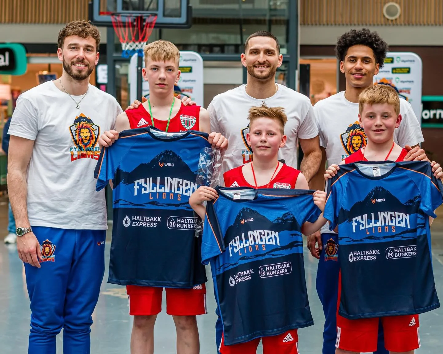 🏀 For en fantastisk aktivitetsdag og 3x3 - turnering med Fyllingen Lions p&aring; @oasen_senter! 🙌

Oasen var fylt med energi, latter og aktivitet da barn, unge og familier samlet seg til en dag med basketball, konkurranser, underholdning og masse 