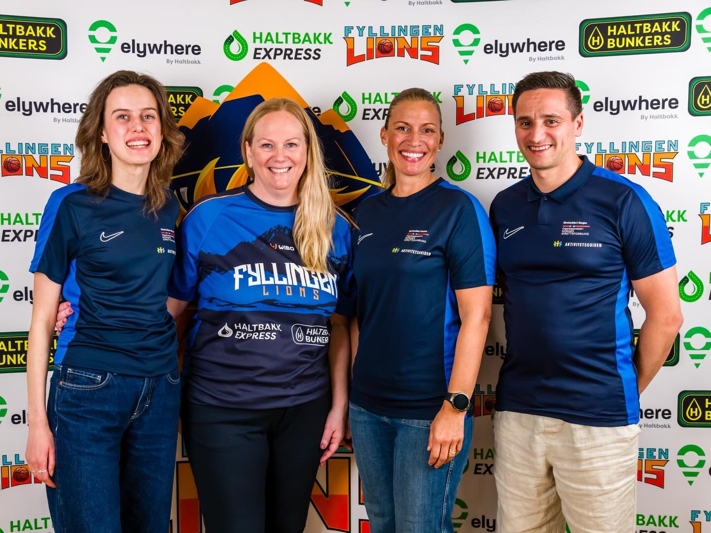 🥇 FOR EN GULLFEST! 🥇 Tusen takk til alle som var med og gjorde Gullfesten til en fantastisk feiring av Fyllingen Lions sin historiske sesong! Ekstra g&oslash;y at @idrettsradetibergen og @aktivitetsguiden_bergen ble med p&aring; festen! 🦁🏆

Samme