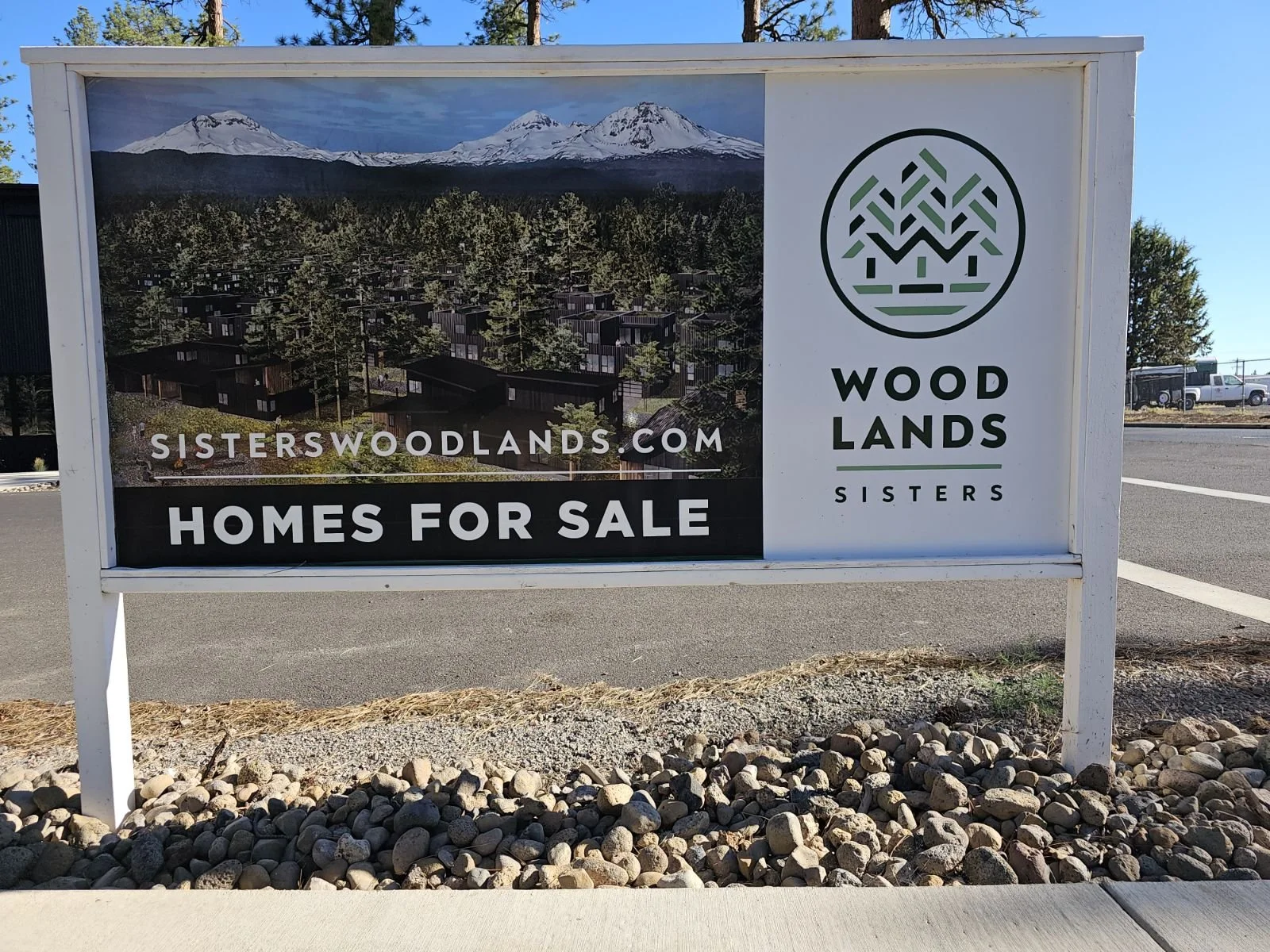 Woodlands Division Sign