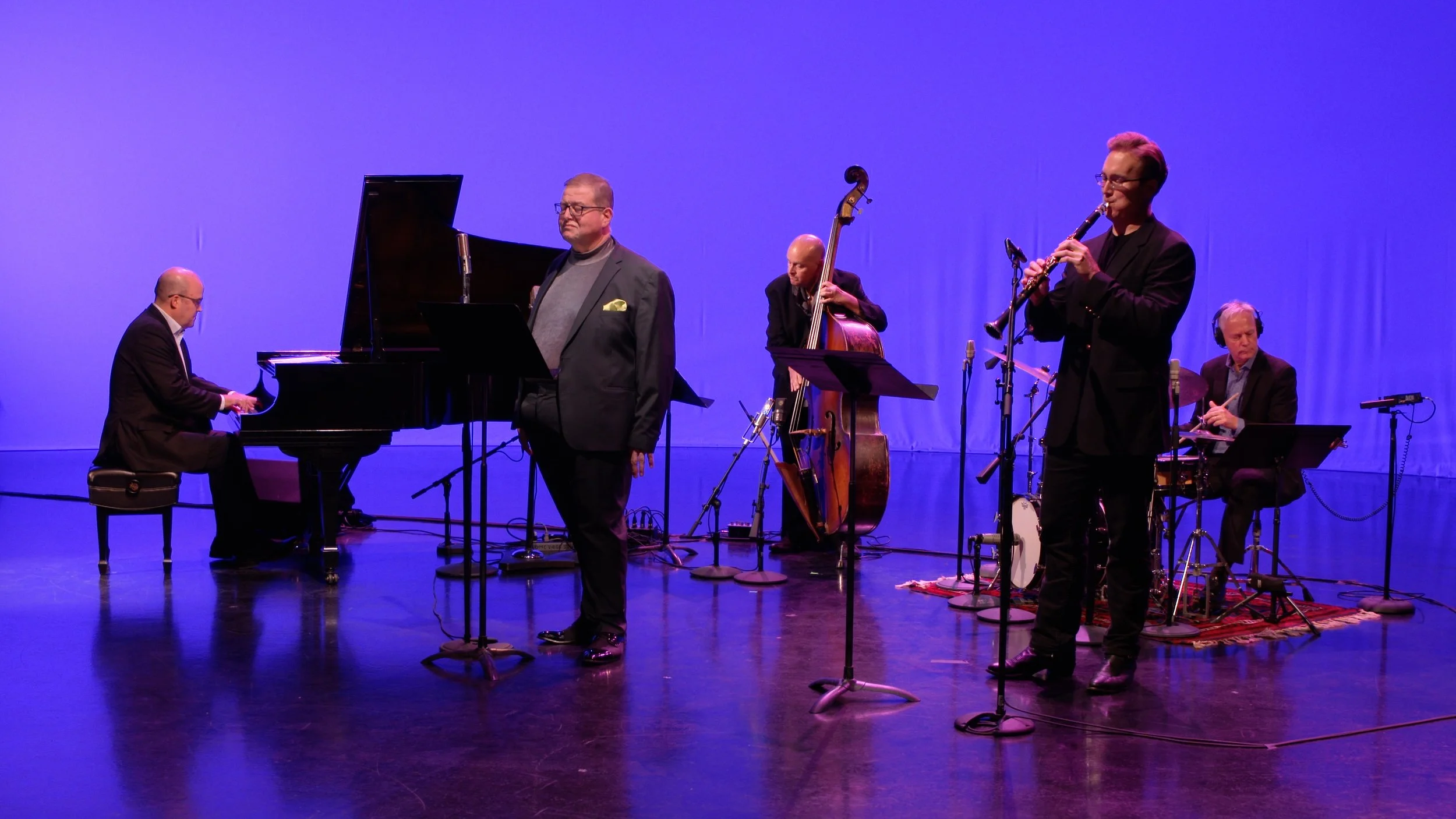 Come Raggio band frame.jpg