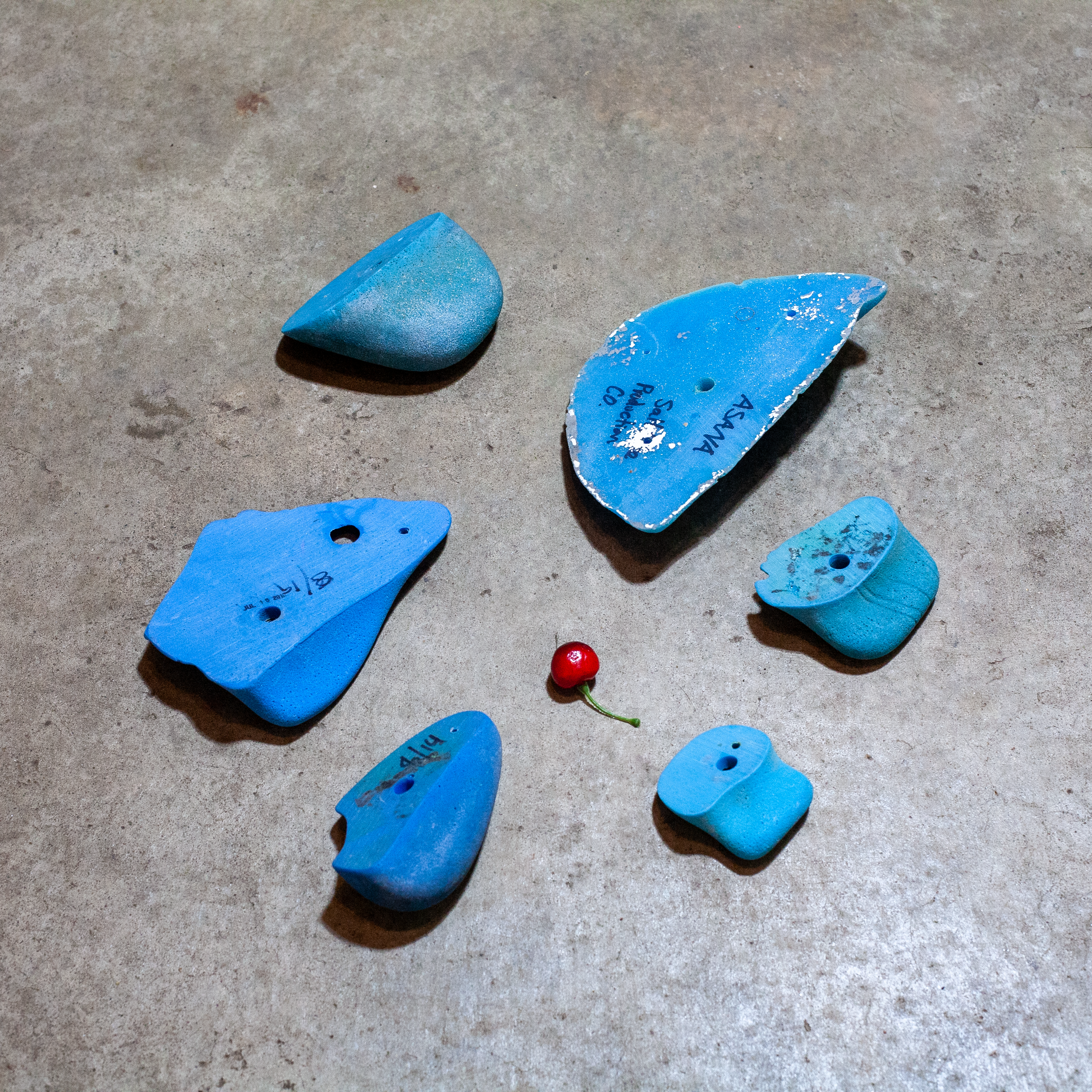 assortedBlueSet3-2.png