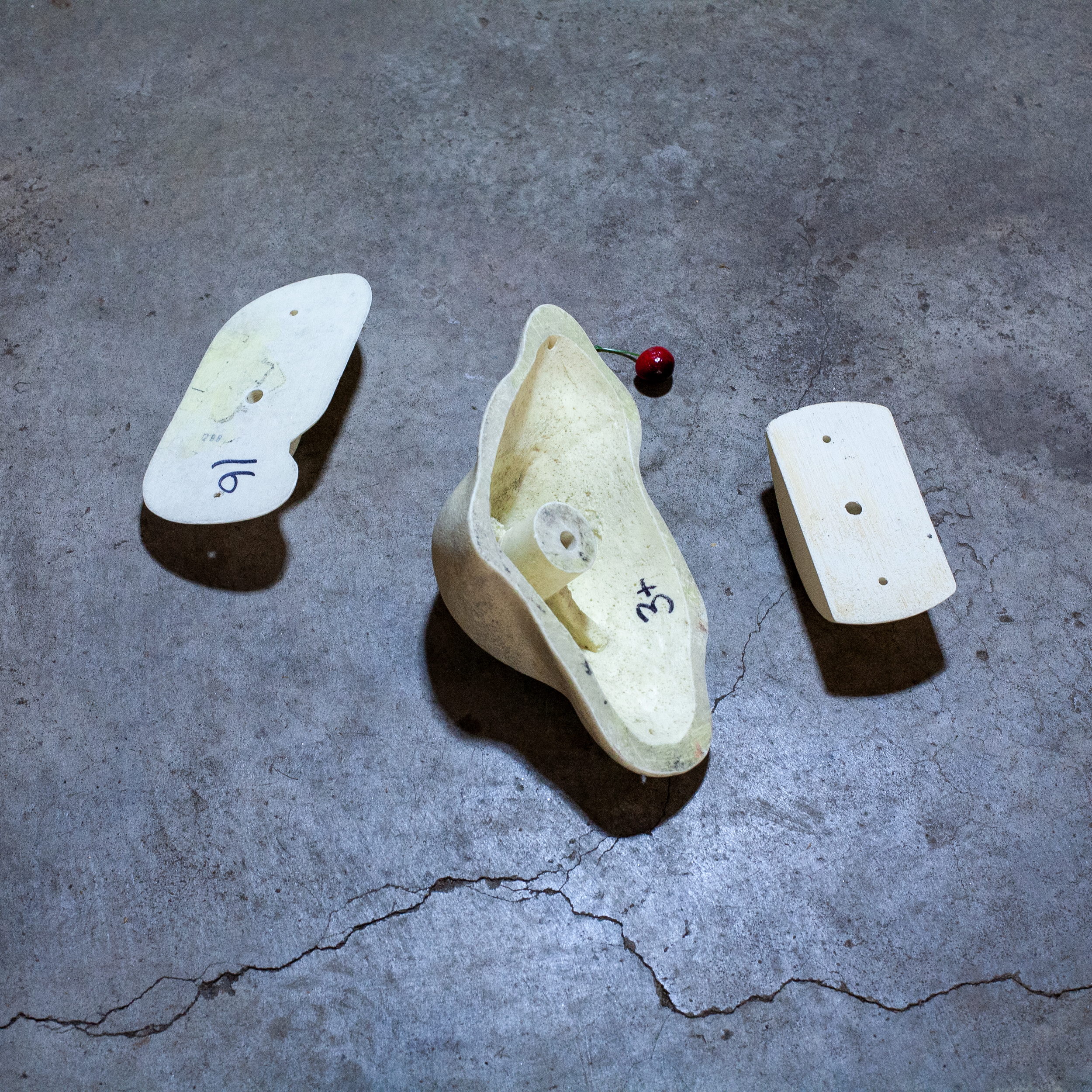 assorted-whitePinchSet2.png