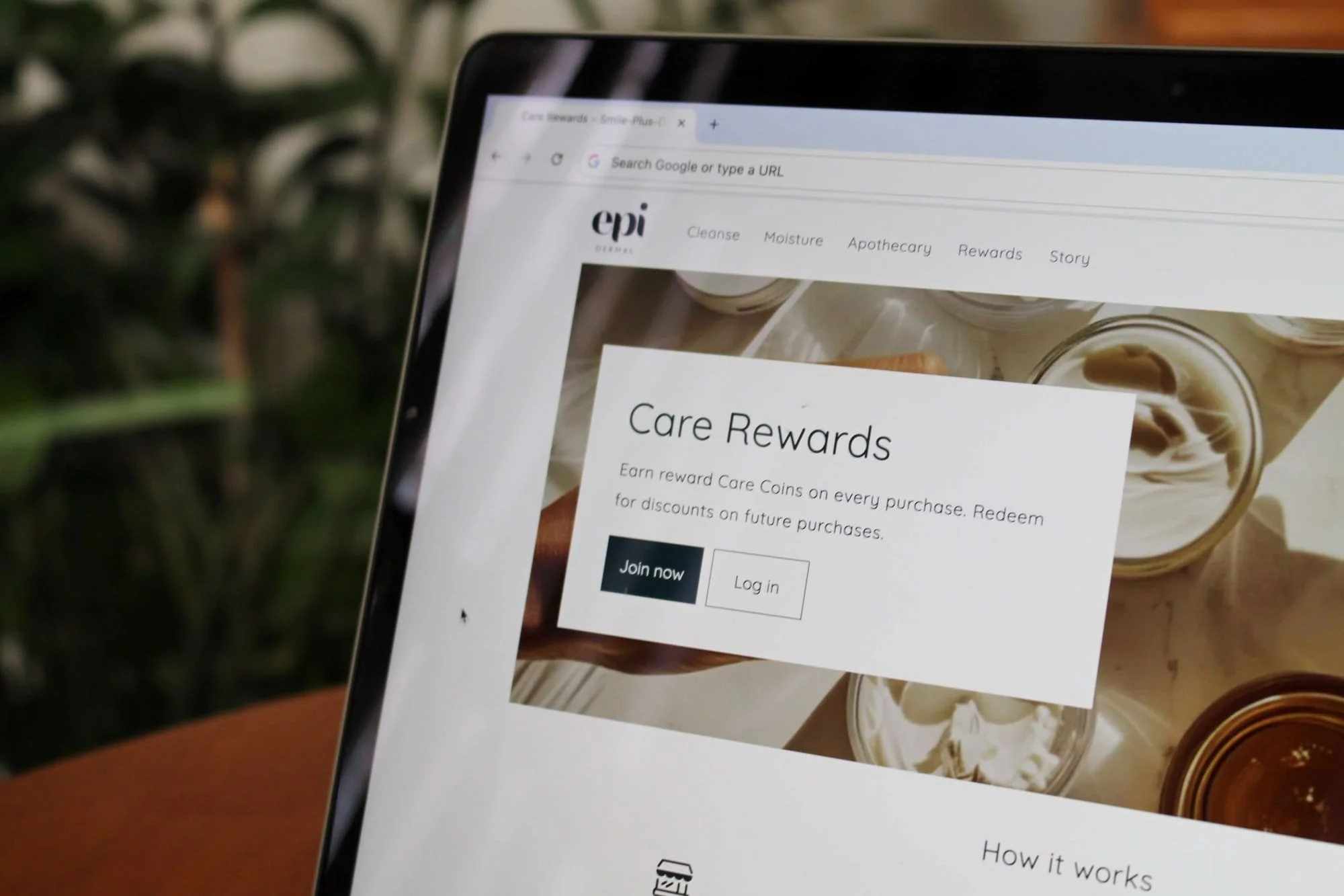 Embed Loyalty Content Where It Matters On Your Ecommerce Store