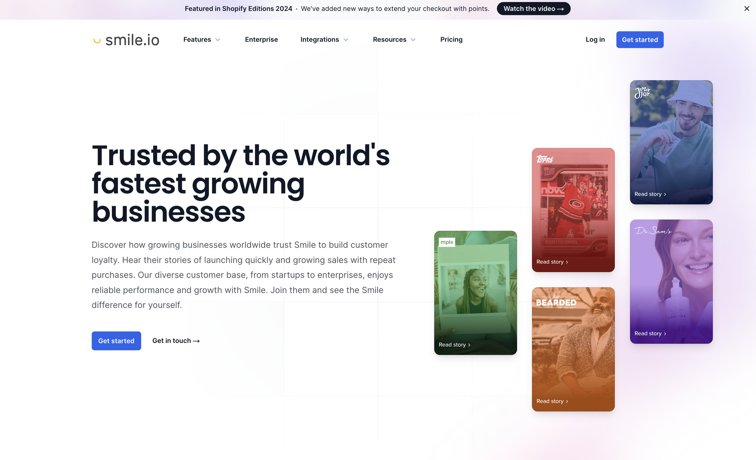 Smile.io: Customers page linking to case studies. 