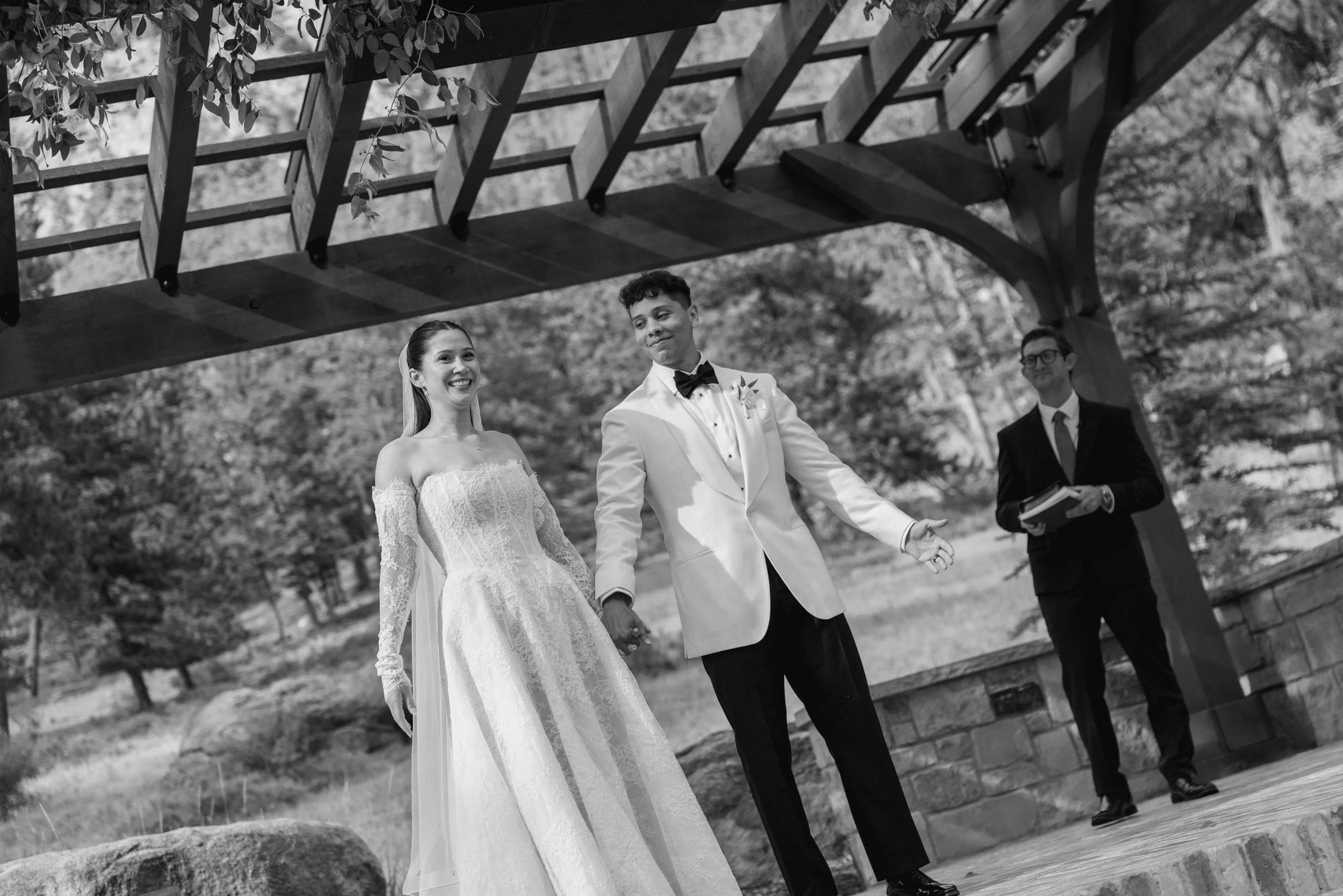 UK-Wedding-Photographer-Cotswolds_HCS6153.jpg