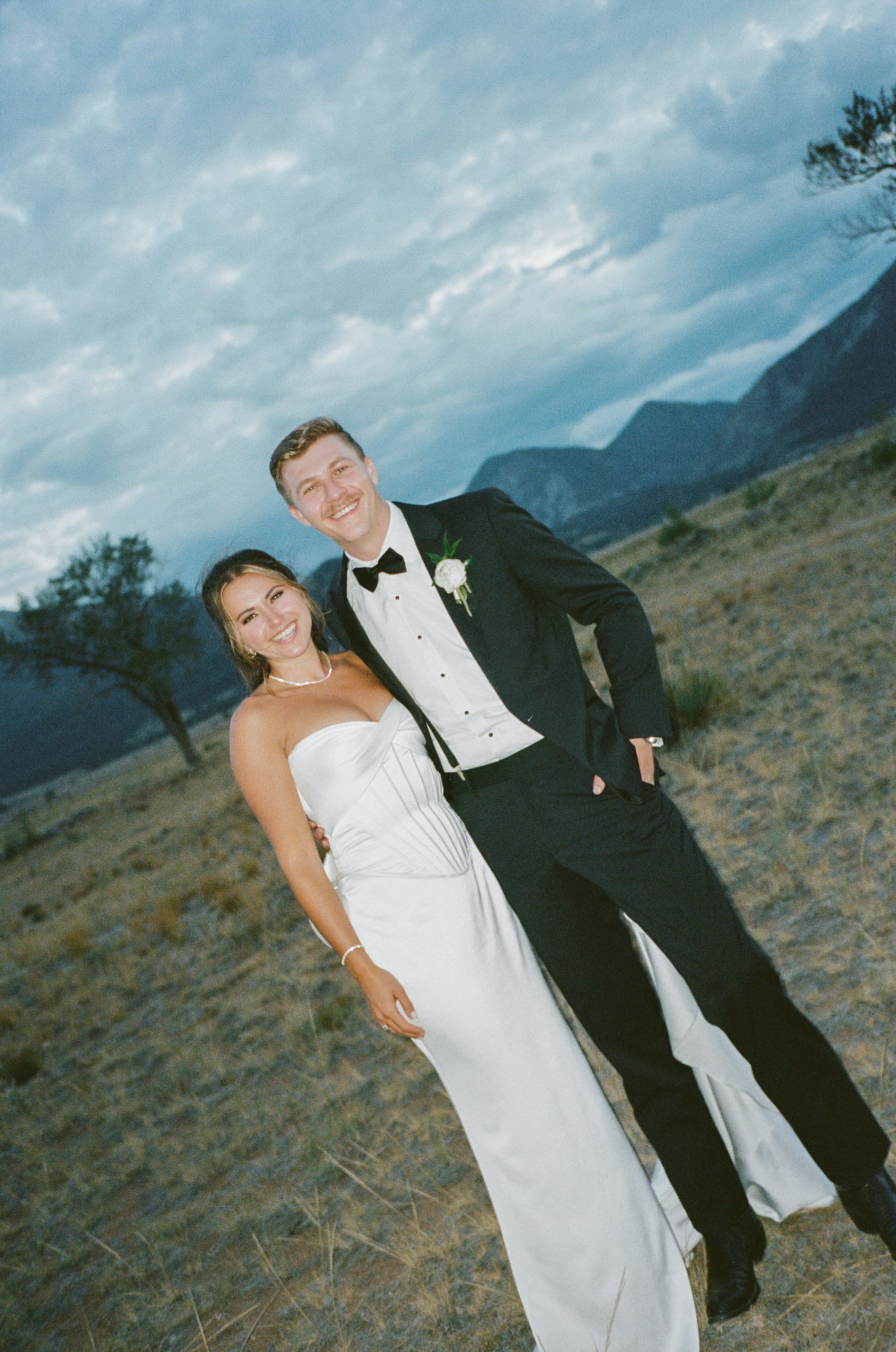 Colorado-Film-Wedding-Photographer-Buena-Vista_HCS35.jpg