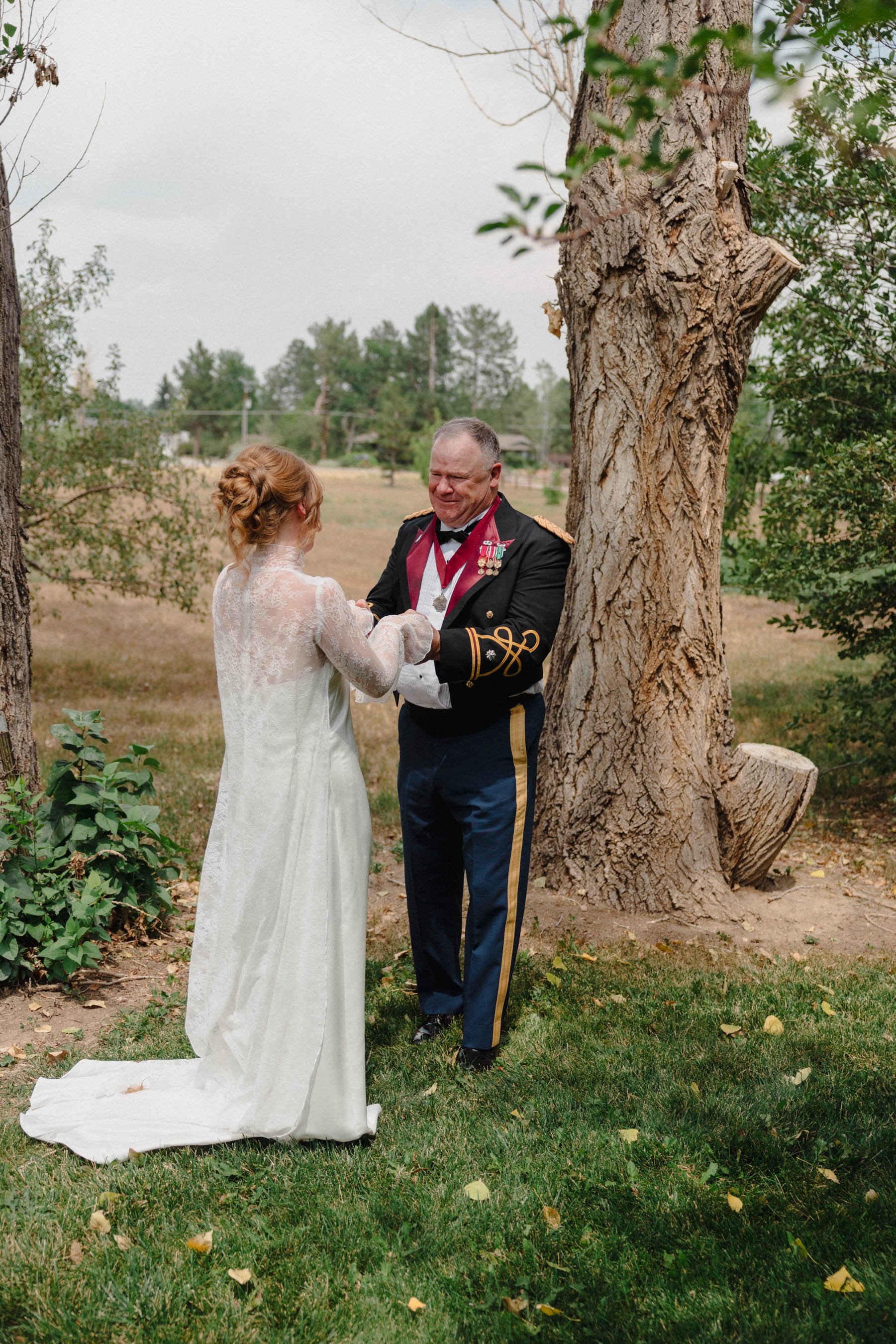 Cotswolds-Wedding-Photographer-UK_HCS2457.jpg