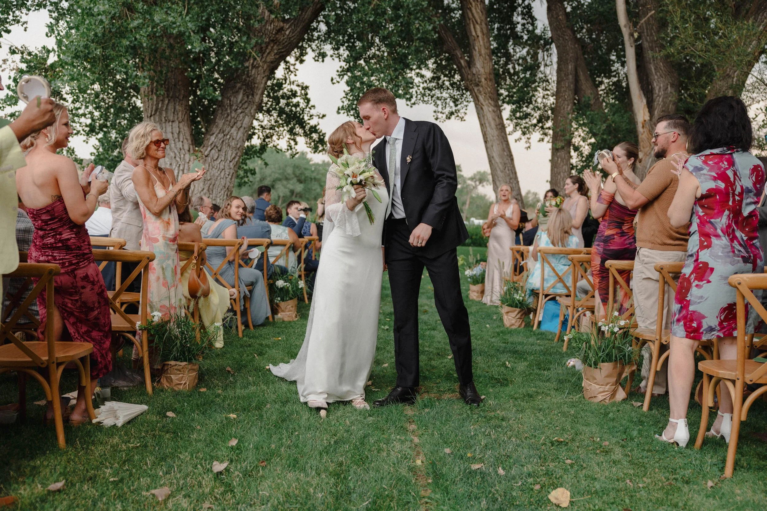 Cotswolds-Wedding-Photographer-UK_HCS5185.jpg