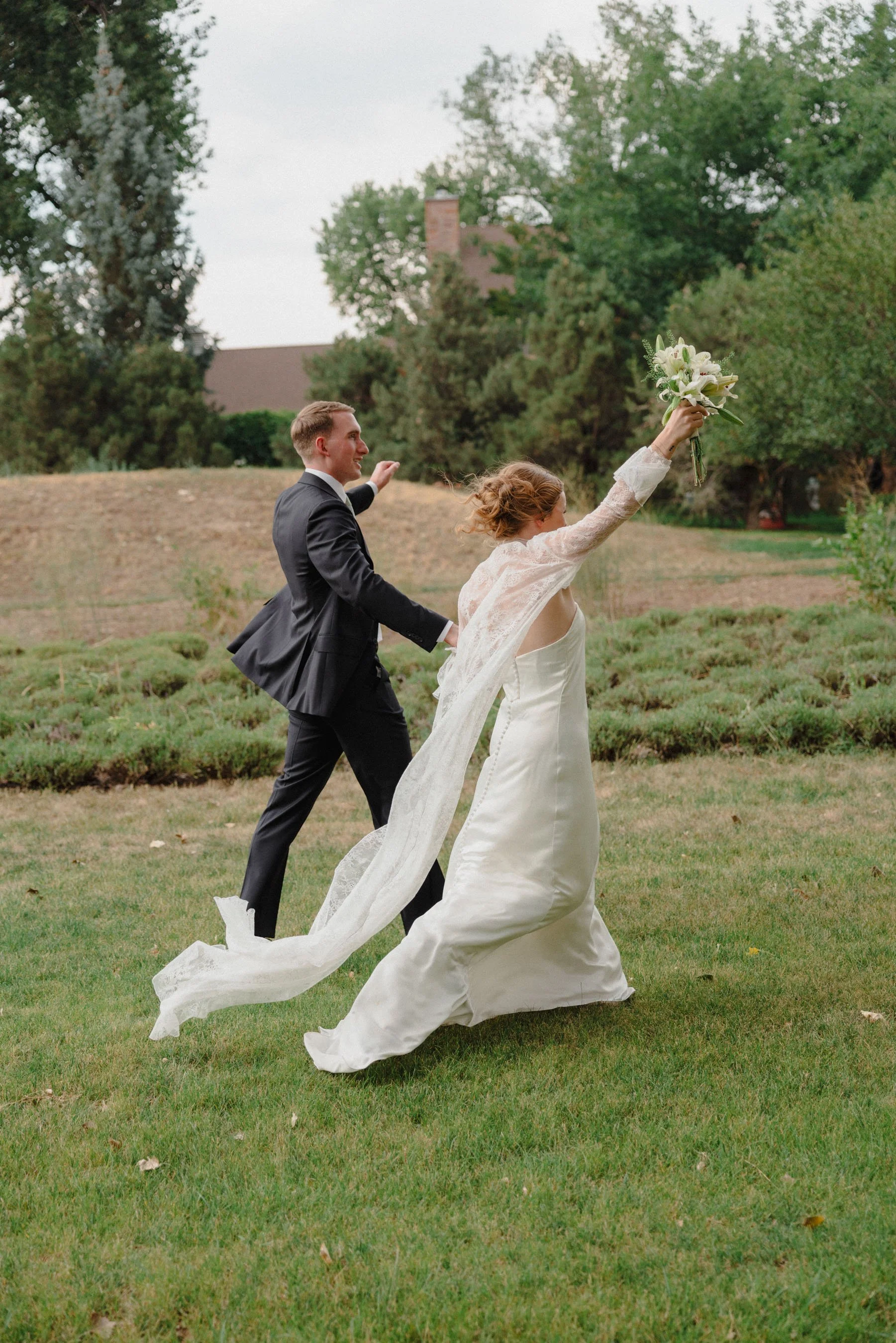 Cotswolds-Wedding-Photographer-UK_HCS5236.jpg