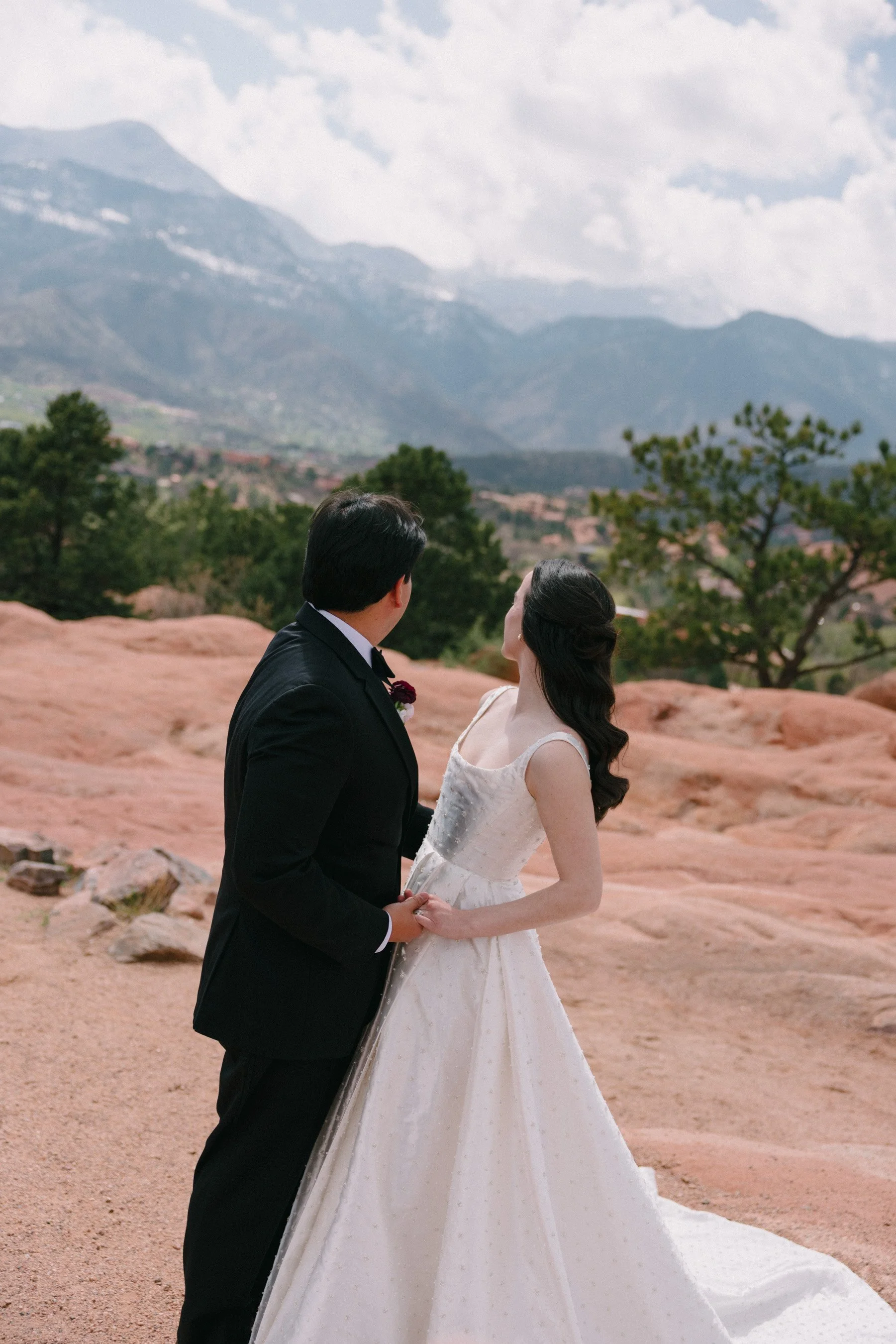 colorado-film-wedding-photographer-manitou-springs_HCS0932.jpg