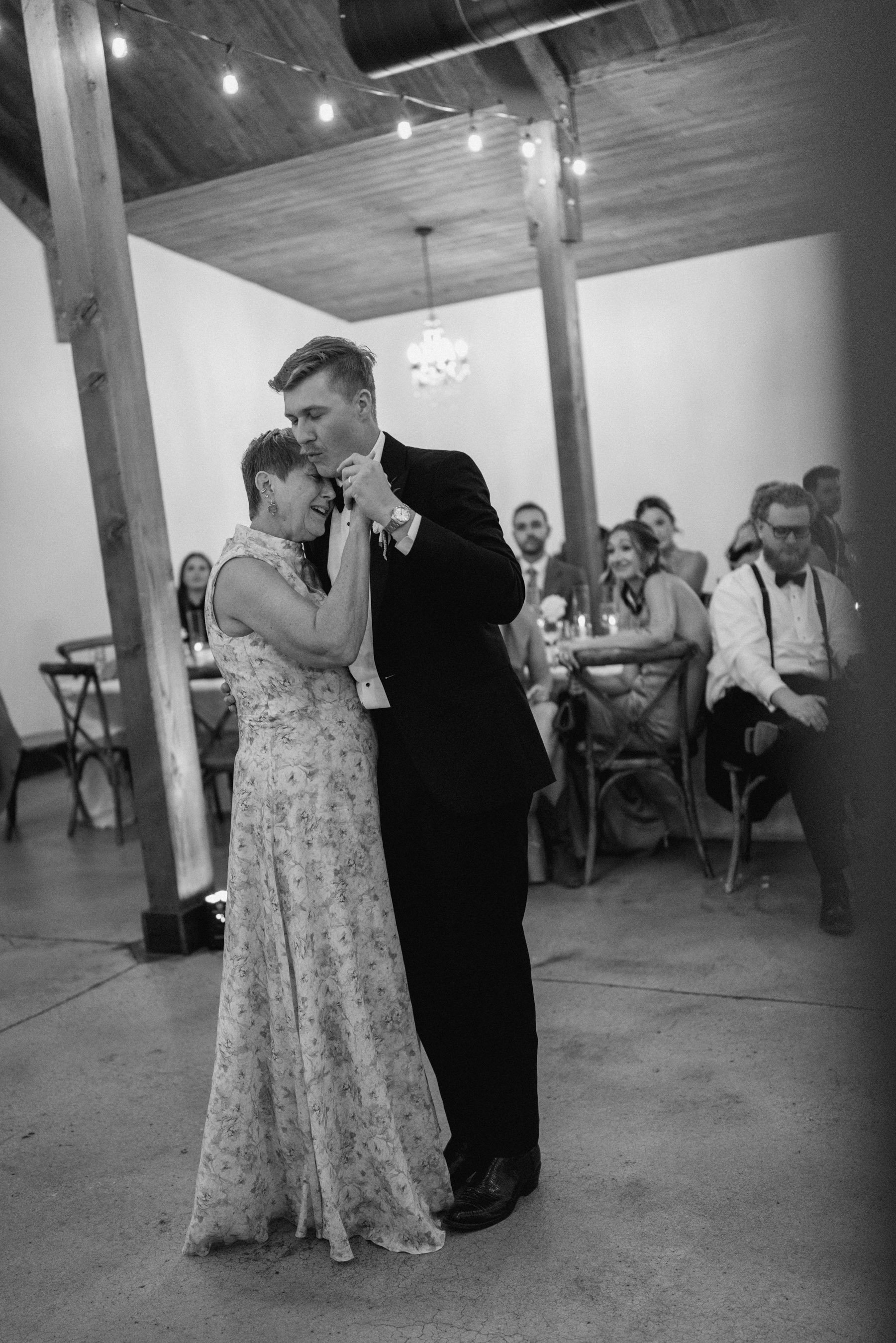 Colorado-Wedding-Photographer-Buena-Vista-AS_HCS5117.jpg