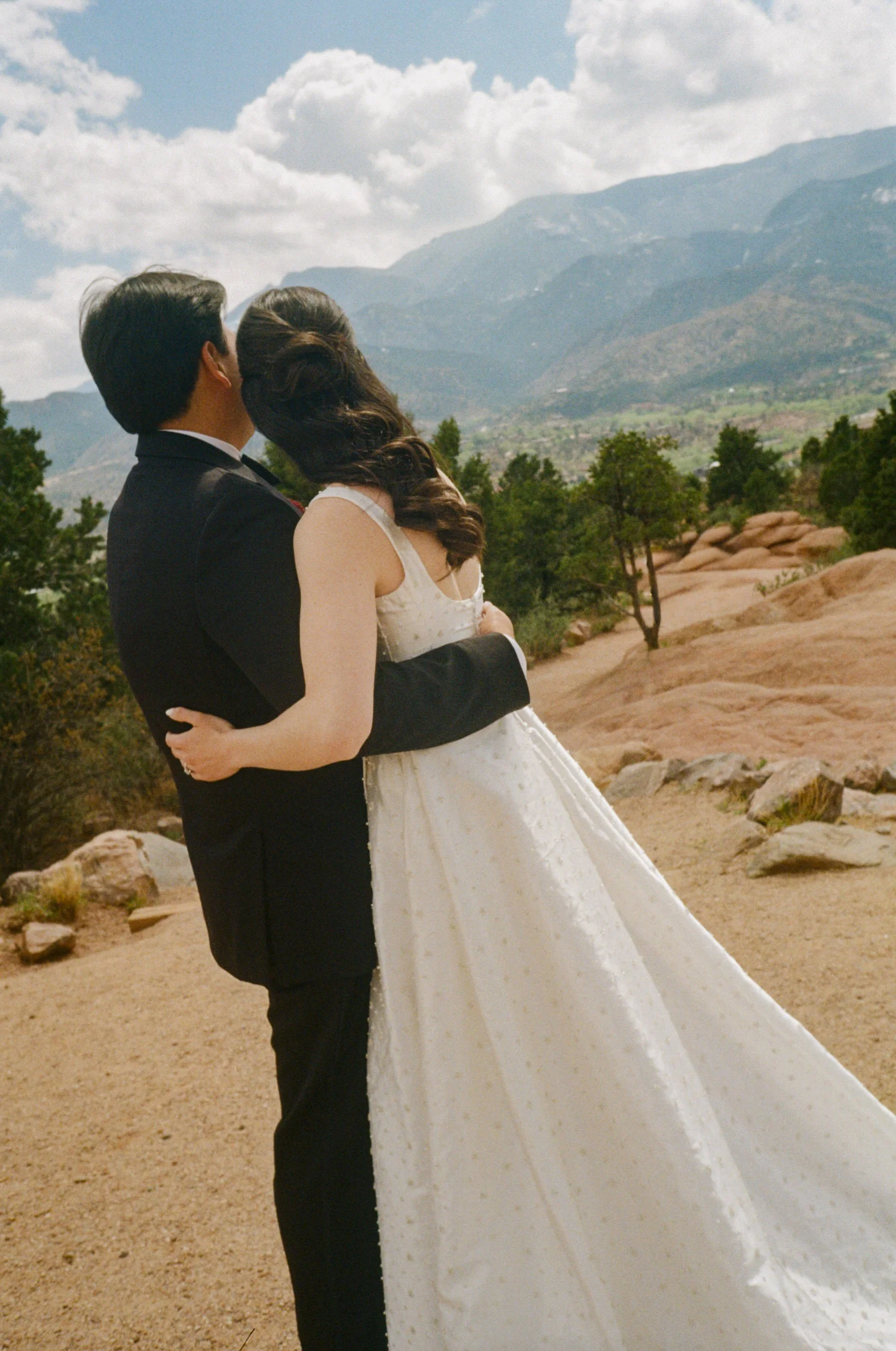 colorado-wedding-film-photographer-manitou-springs_HCS26-2.jpg