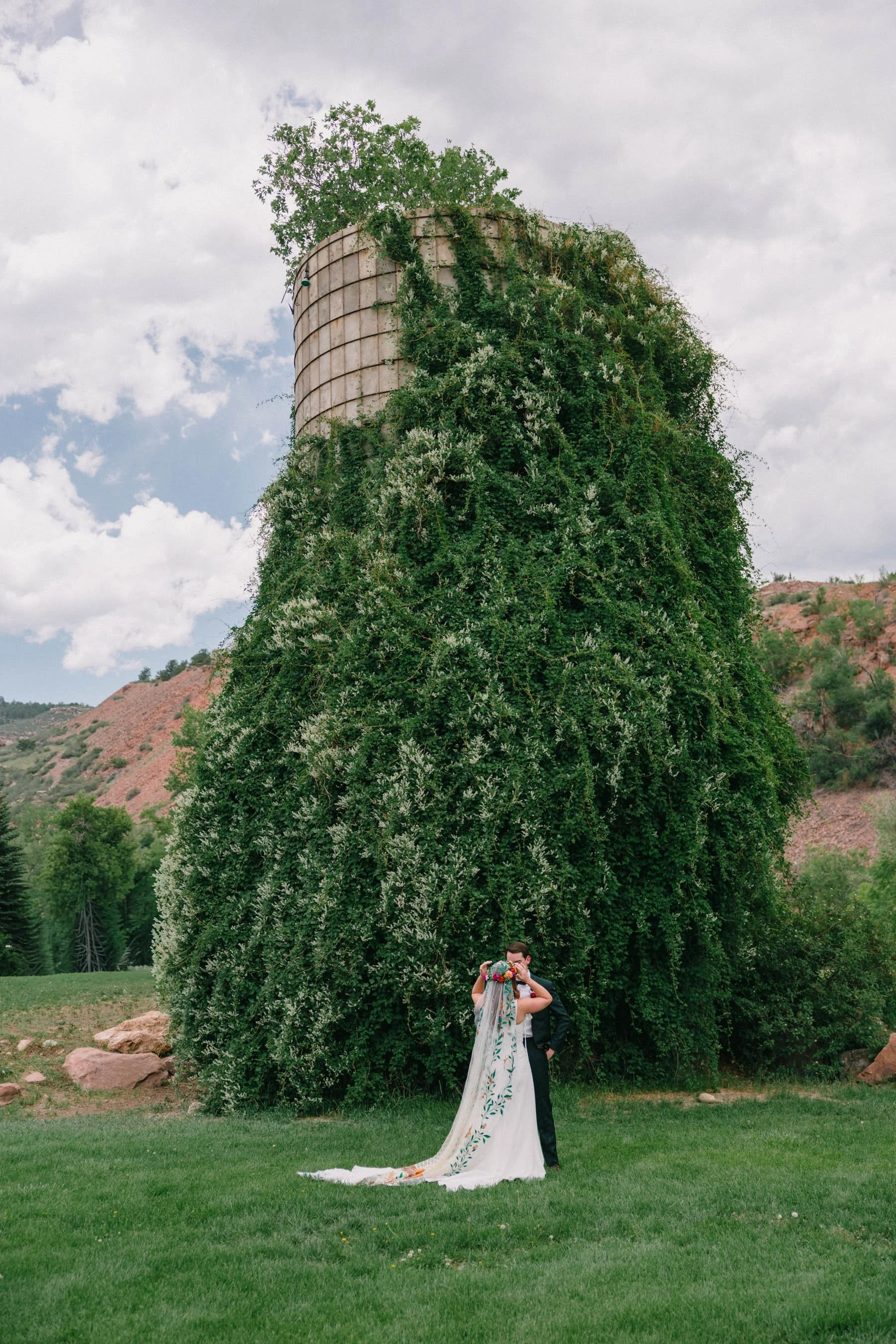 Colorado-Film-Wedding-Photographer-Planet-Bluegrass-ko_HCS5831.jpg