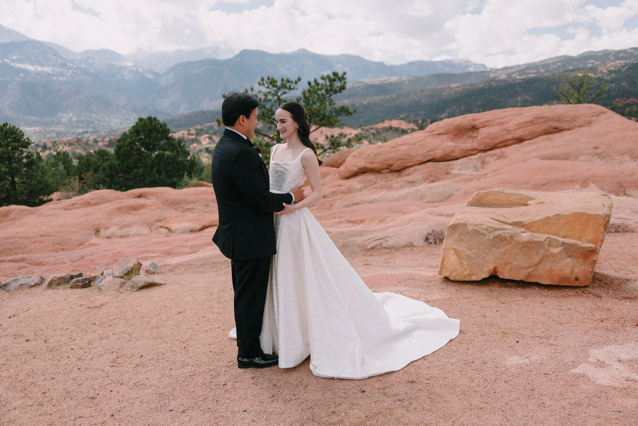 colorado-film-wedding-photographer-manitou-springs_HCS0871.jpg