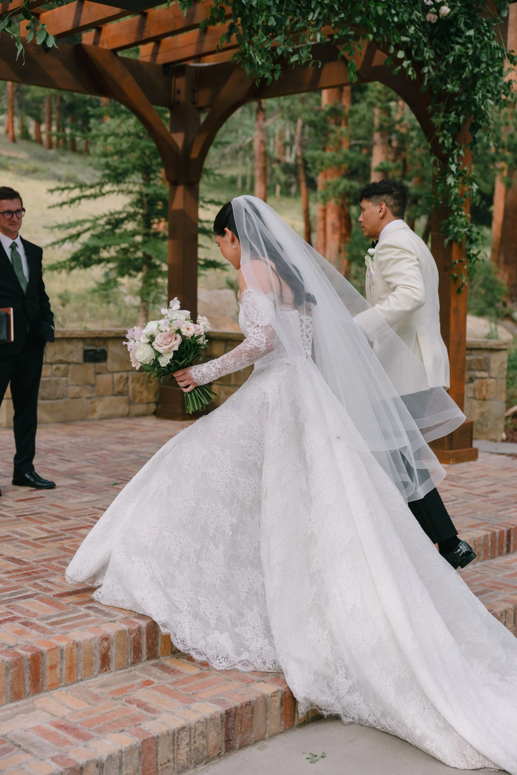 UK-Wedding-Photographer-Cotswolds_HCS5950.jpg