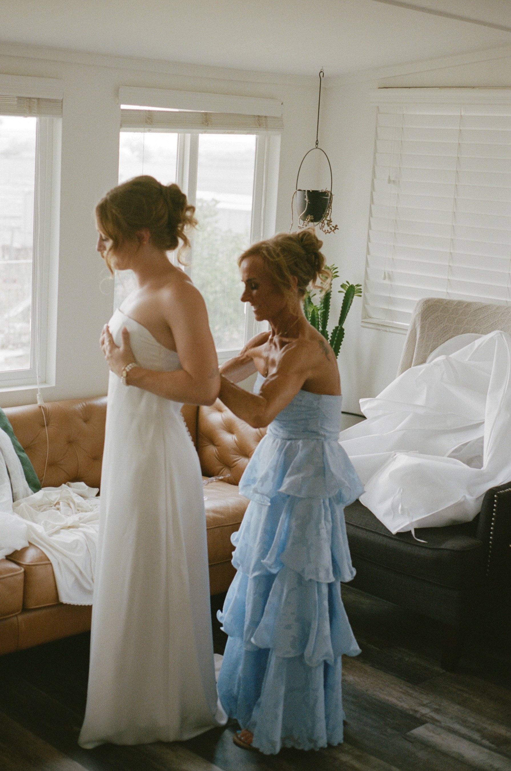 Cotswolds-Wedding-Photographer-UK_HCS13.jpg