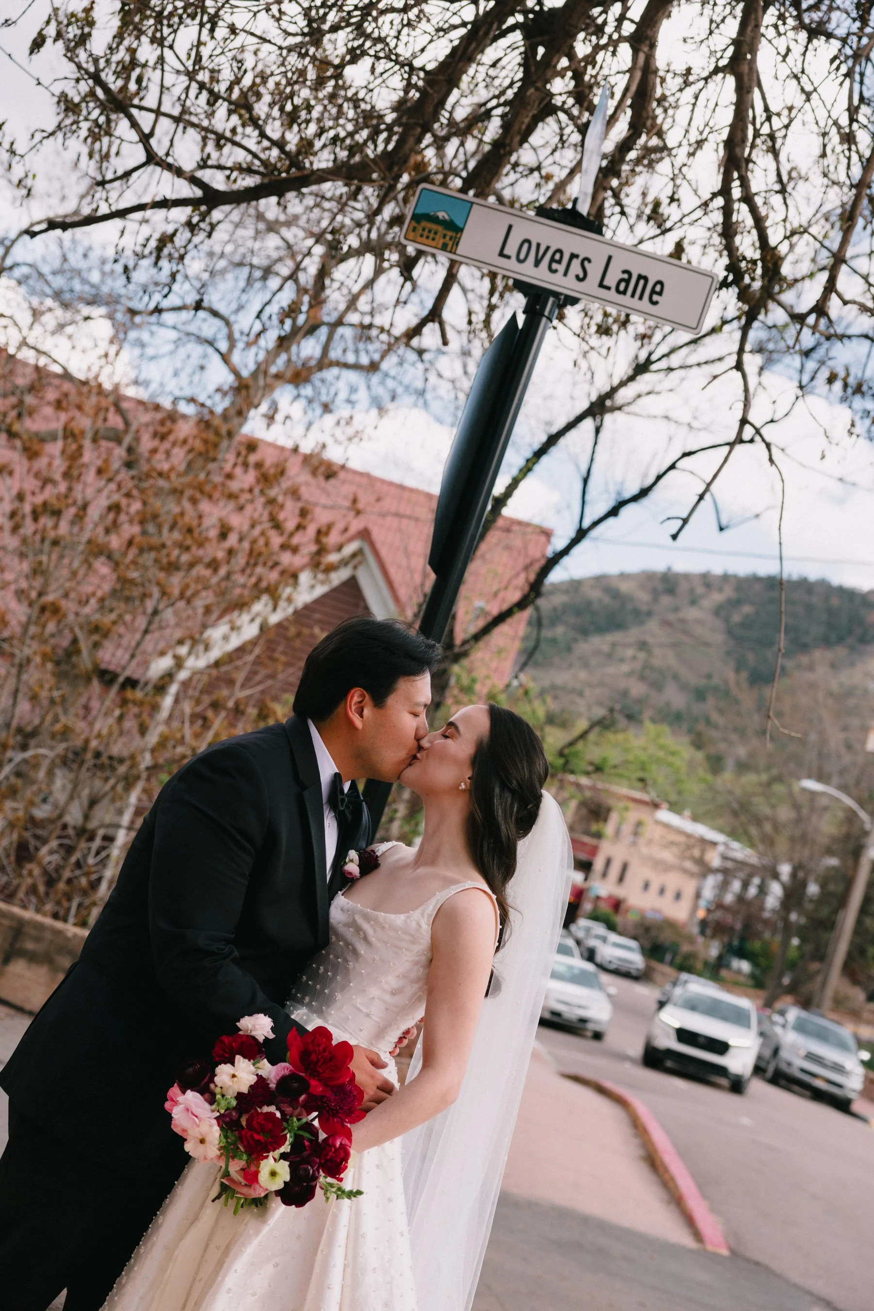 colorado-film-wedding-photographer-manitou-springs_HCS1970.jpg