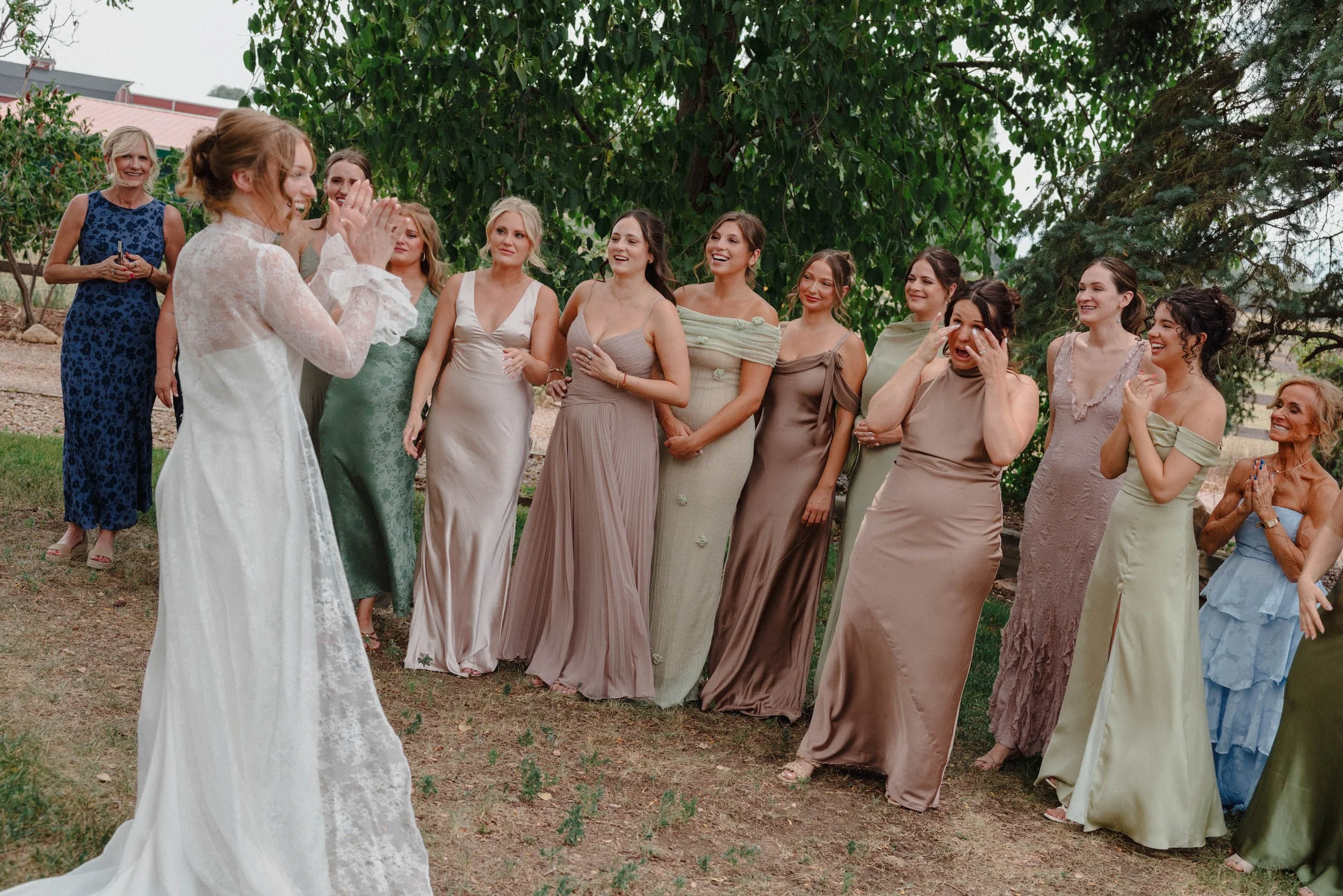 Cotswolds-Wedding-Photographer-UK_HCS2316.jpg