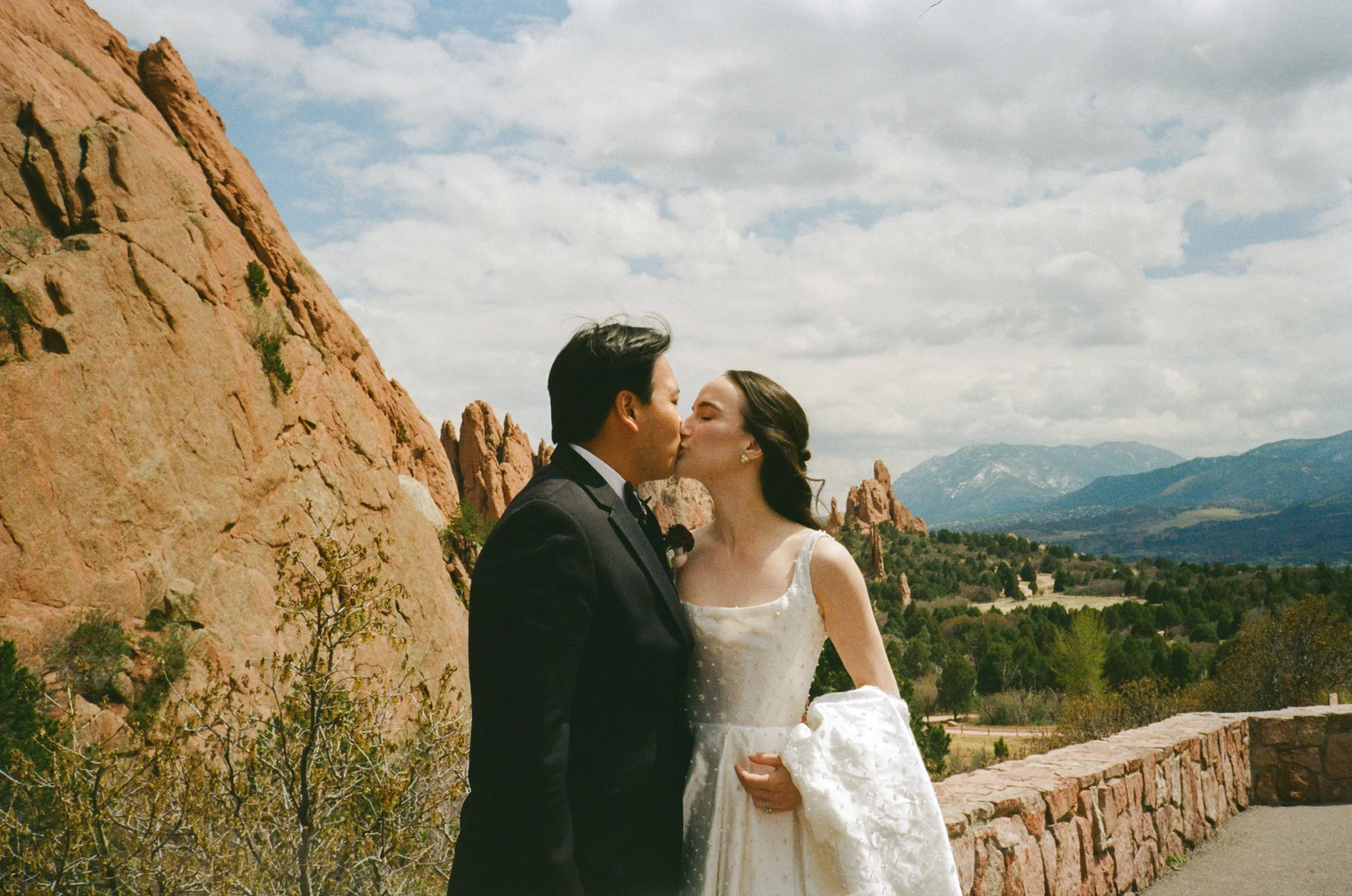 colorado-wedding-film-photographer-manitou-springs_HCS11.jpg