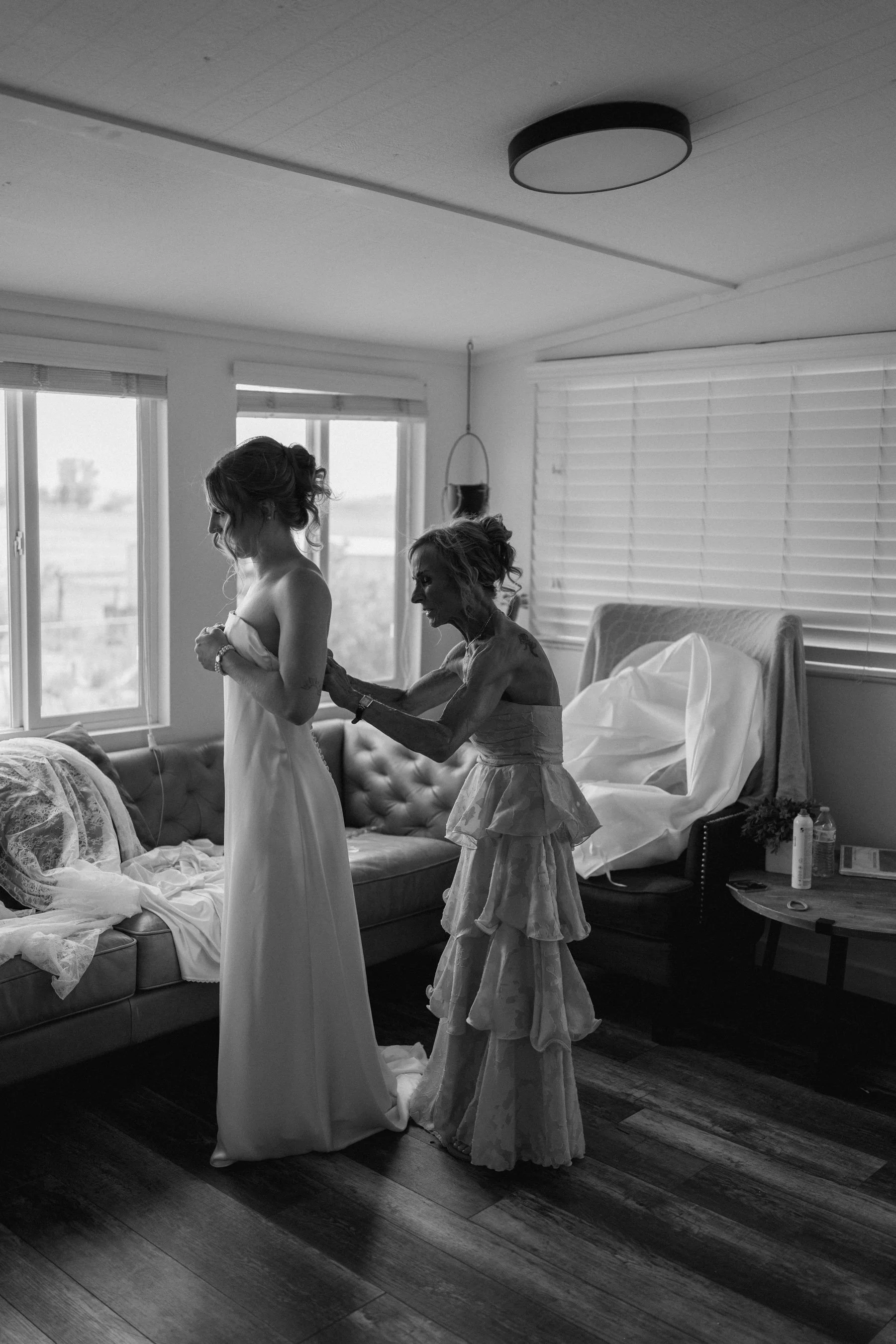 Cotswolds-Wedding-Photographer-UK_HCS0416.jpg