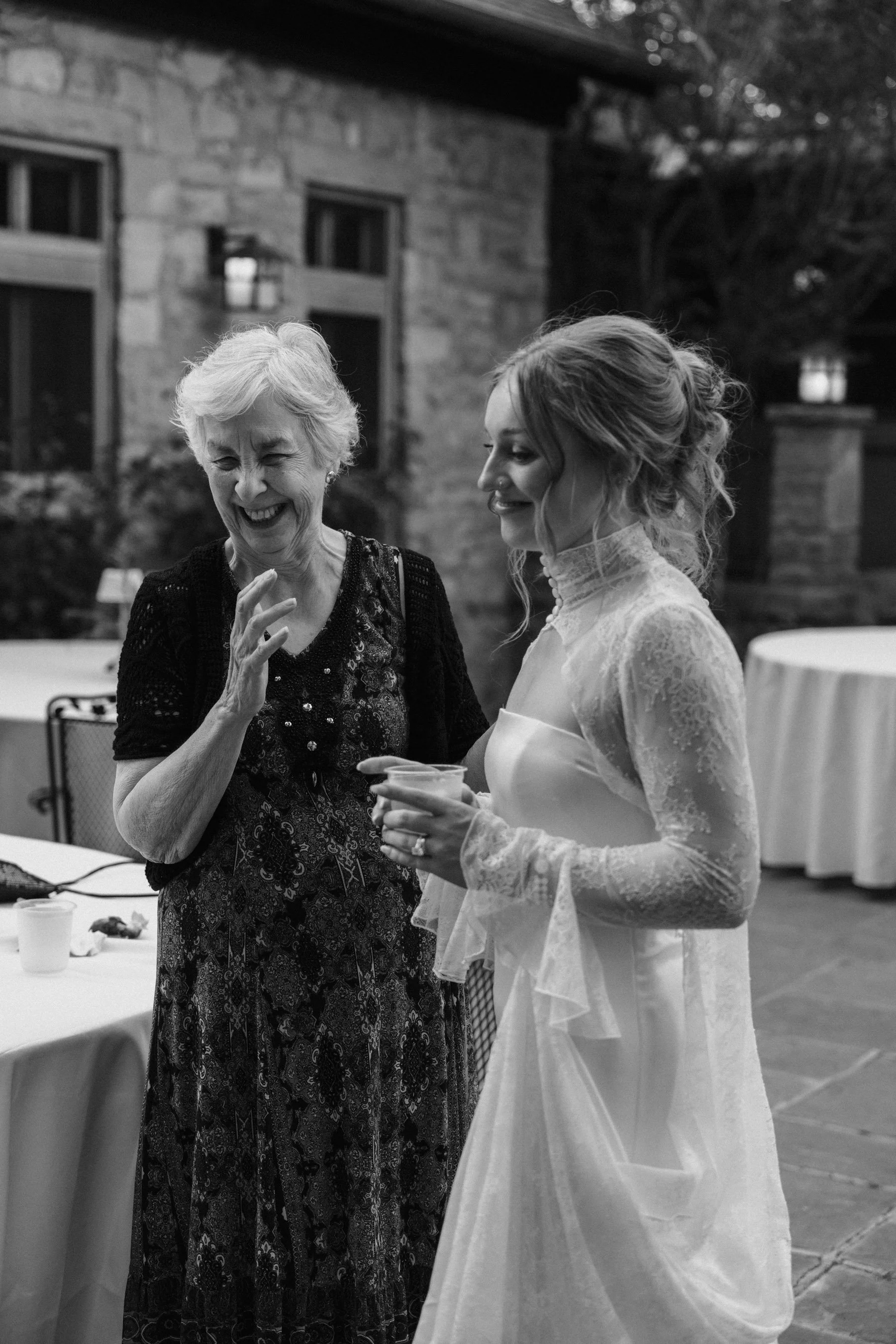 Cotswolds-Wedding-Photographer-UK_HCS5735.jpg