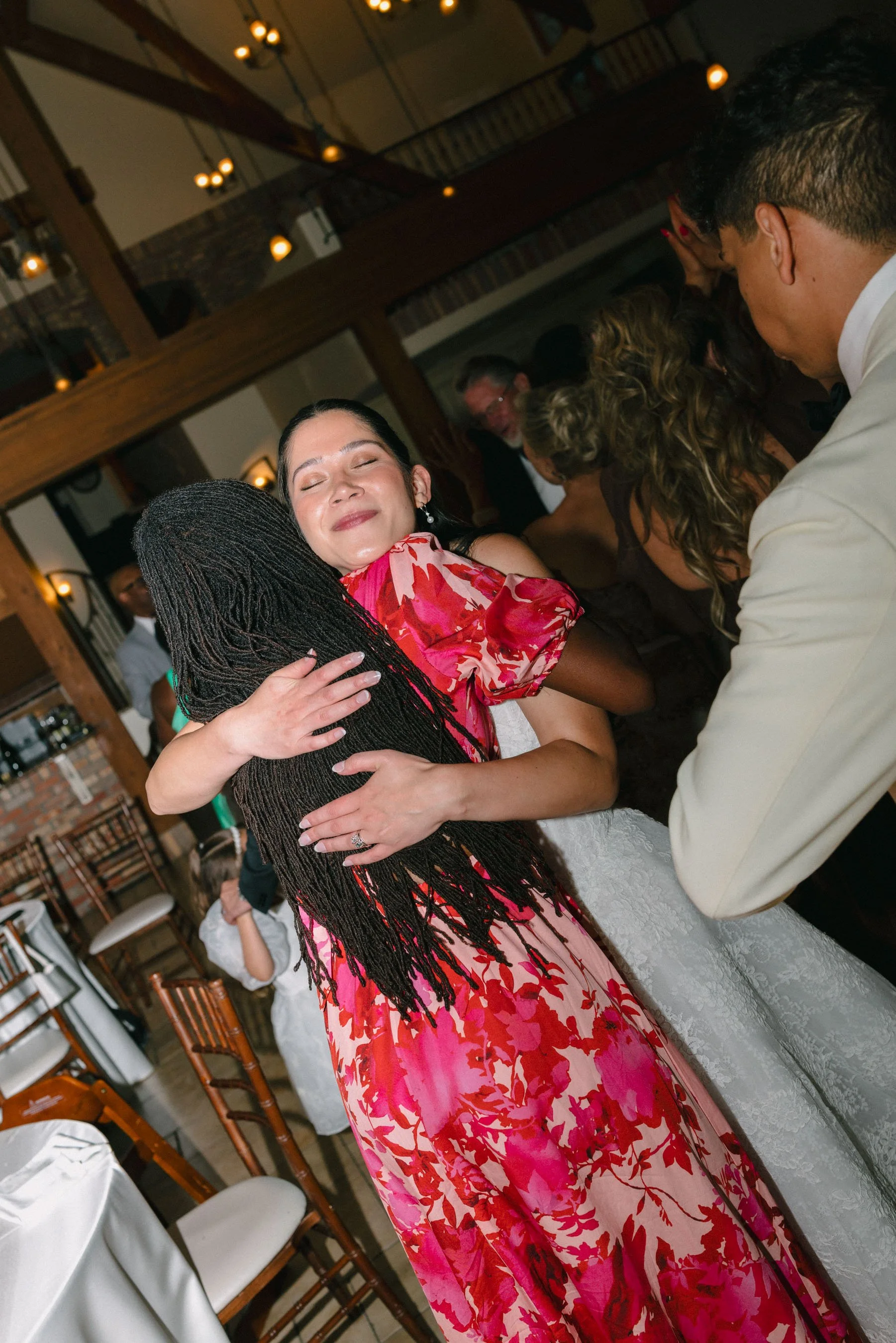 UK-Wedding-Photographer-Cotswolds_HCS1194.jpg