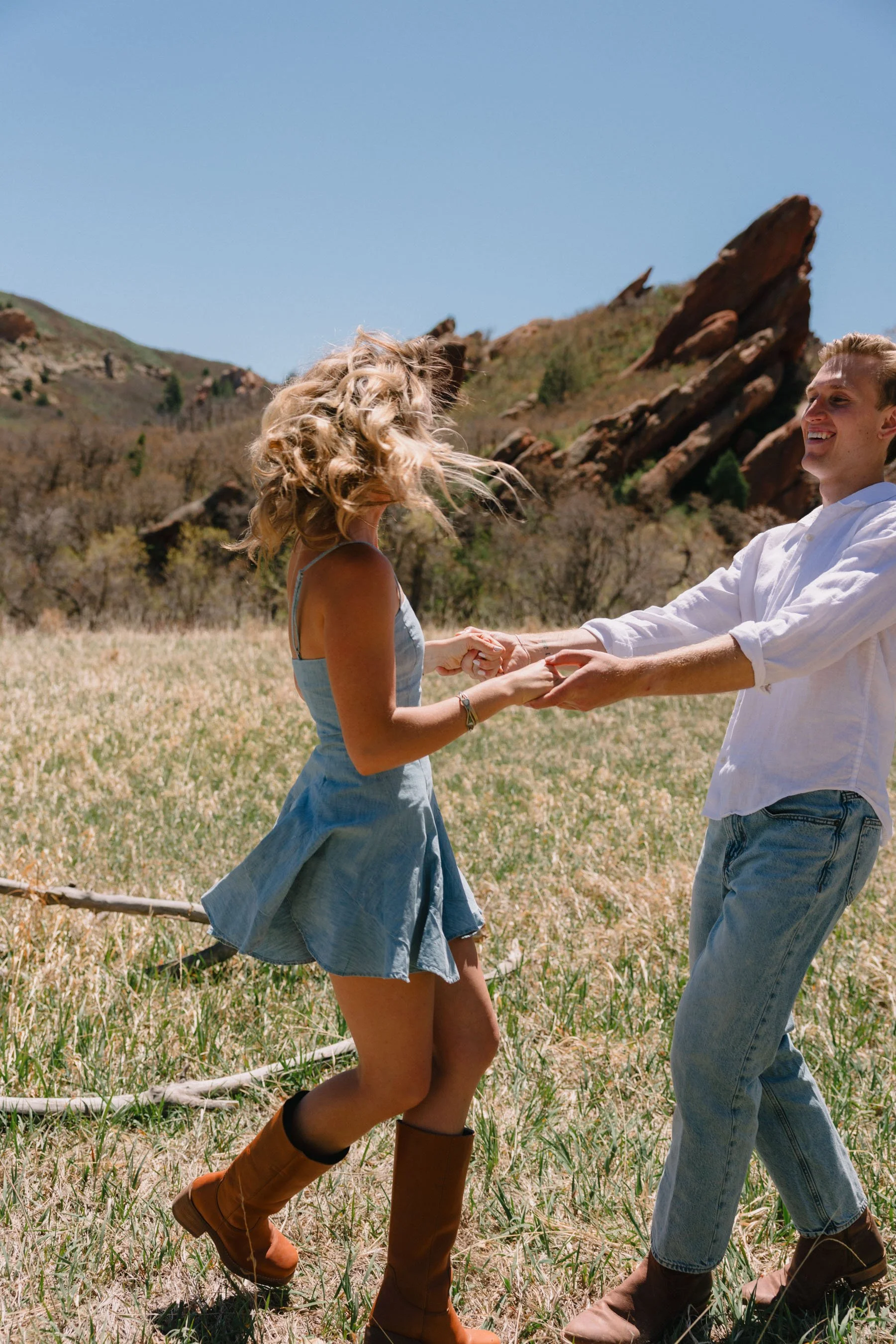 Colorado-Engagement-Photographer-Roxborough-State-Park_HCS3792.jpg
